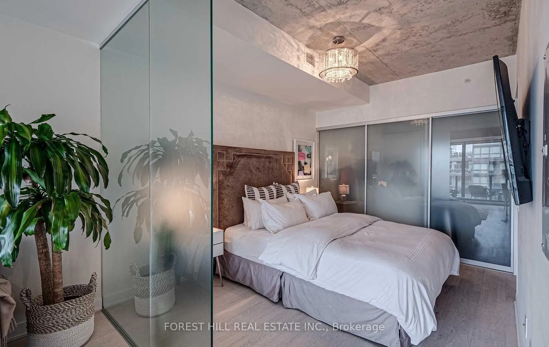 Photo 14 of Unit 811, 629 King Street, Toronto, Waterfront Communities — HOMEH