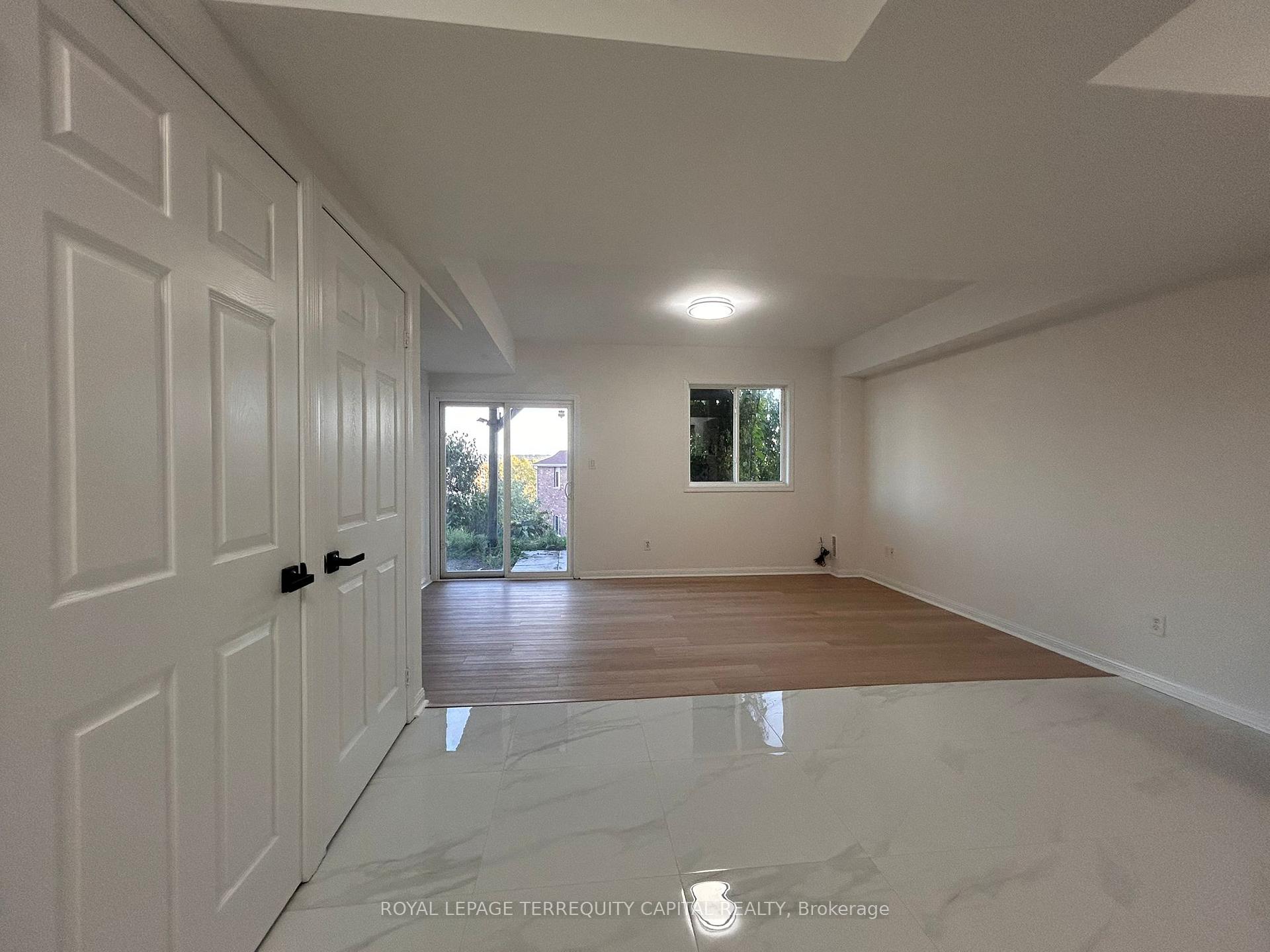 Photo 5 of Unit B, 353 Edgehill Drive, Barrie, Edgehill Drive — HOMEH