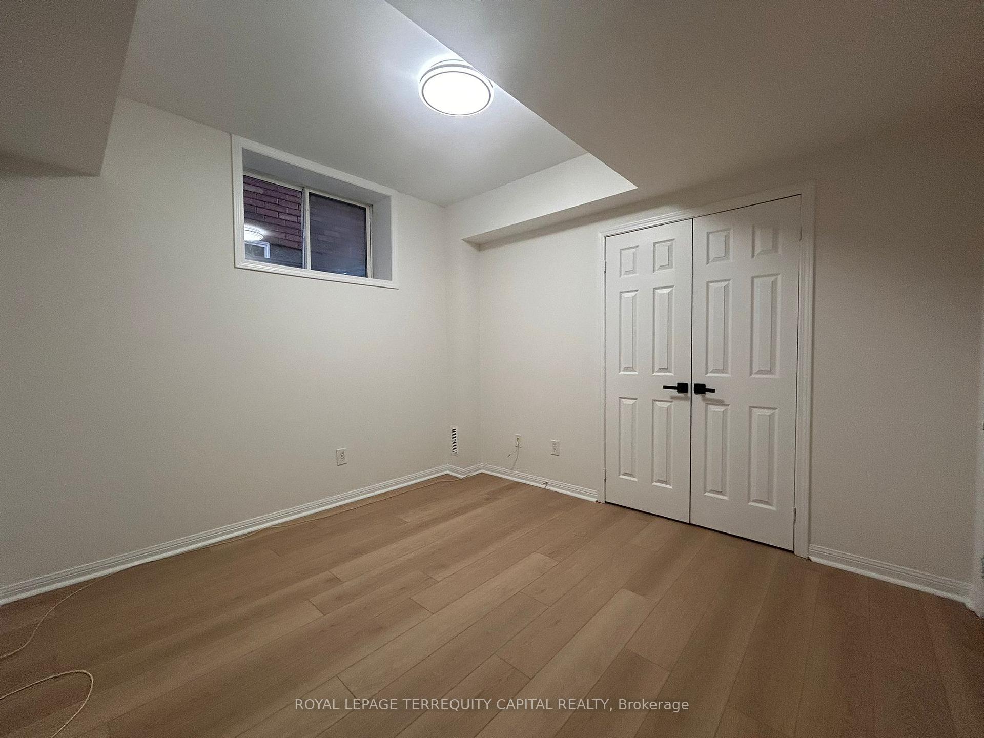 Photo 10 of Unit B, 353 Edgehill Drive, Barrie, Edgehill Drive — HOMEH