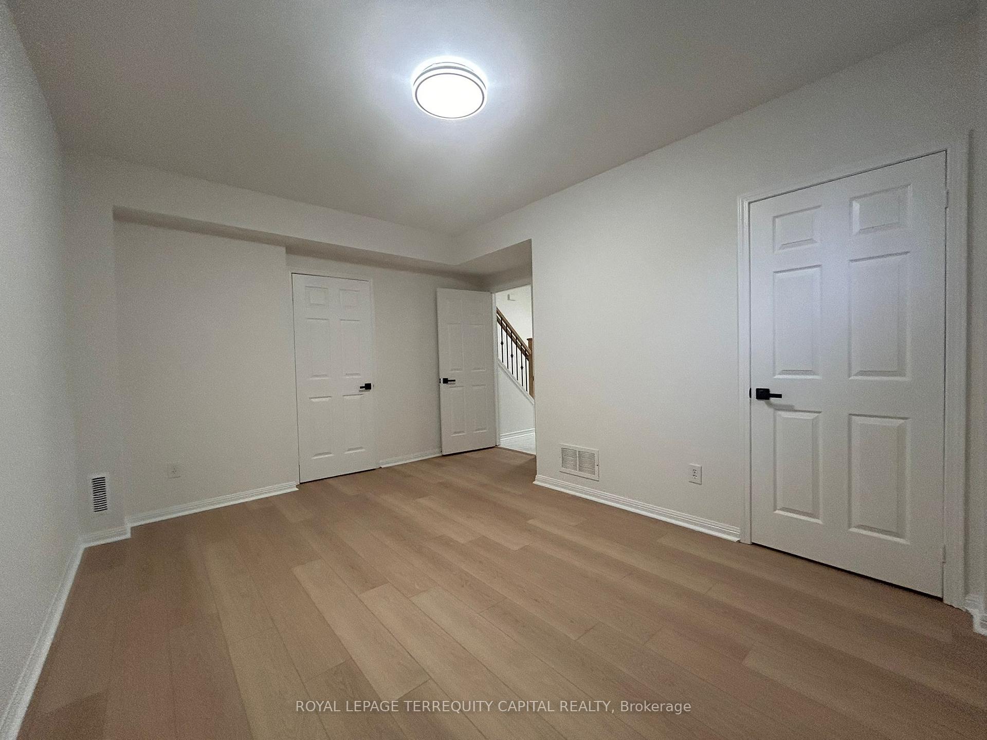 Photo 11 of Unit B, 353 Edgehill Drive, Barrie, Edgehill Drive — HOMEH