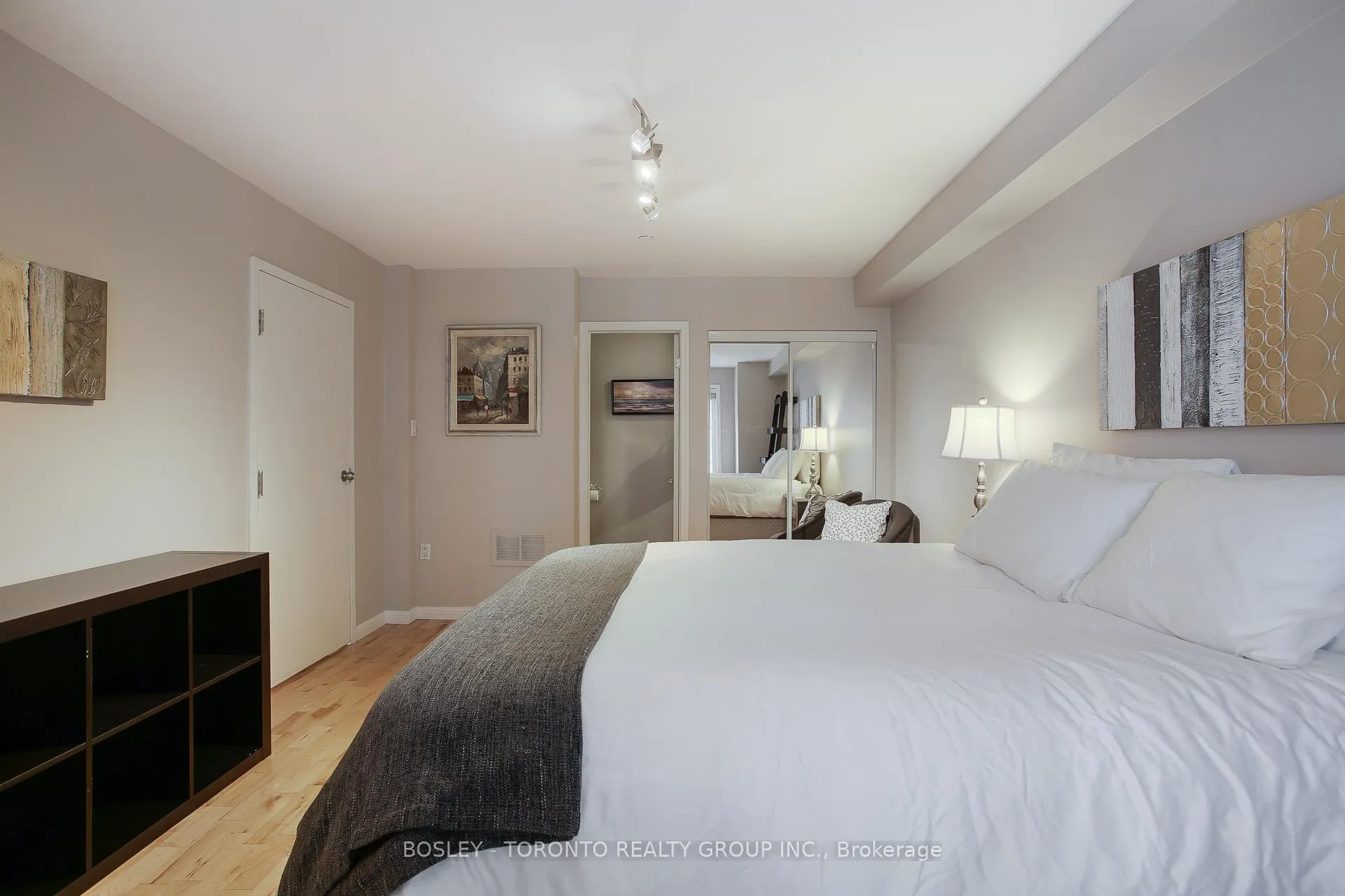 Photo 8 of Unit 3, 150 George Street, Toronto, Moss Park — HOMEH