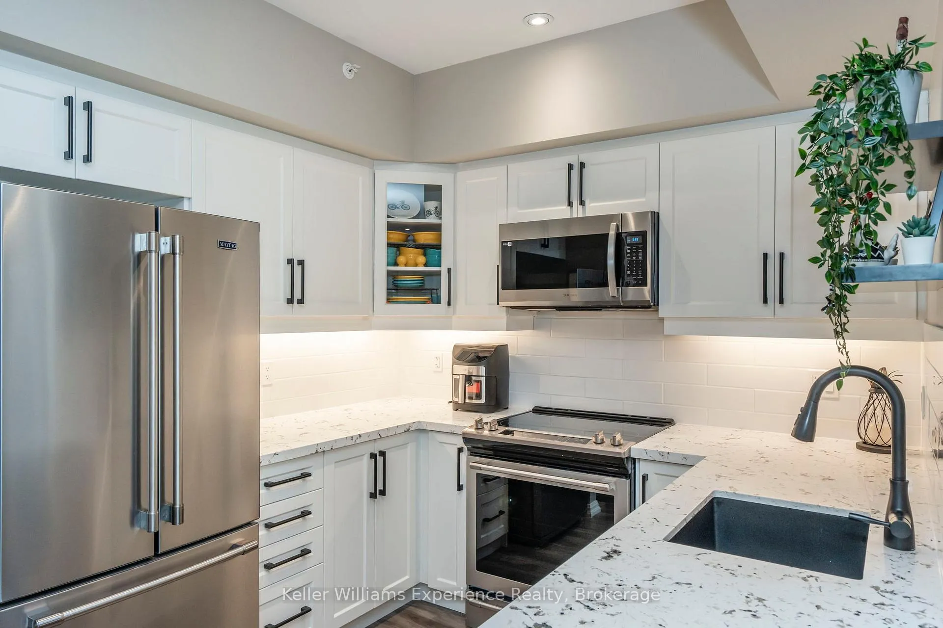 Photo 6 of Unit 516, 302 Essa Road, Barrie, Ardagh — HOMEH