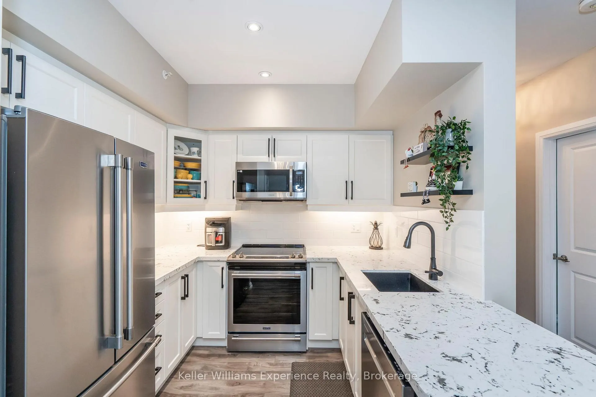 Photo 7 of Unit 516, 302 Essa Road, Barrie, Ardagh — HOMEH