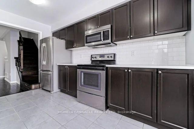 Photo 19 of 43 Colonel Frank Cheng Crescent, Brampton, Fletcher's West — HOMEH