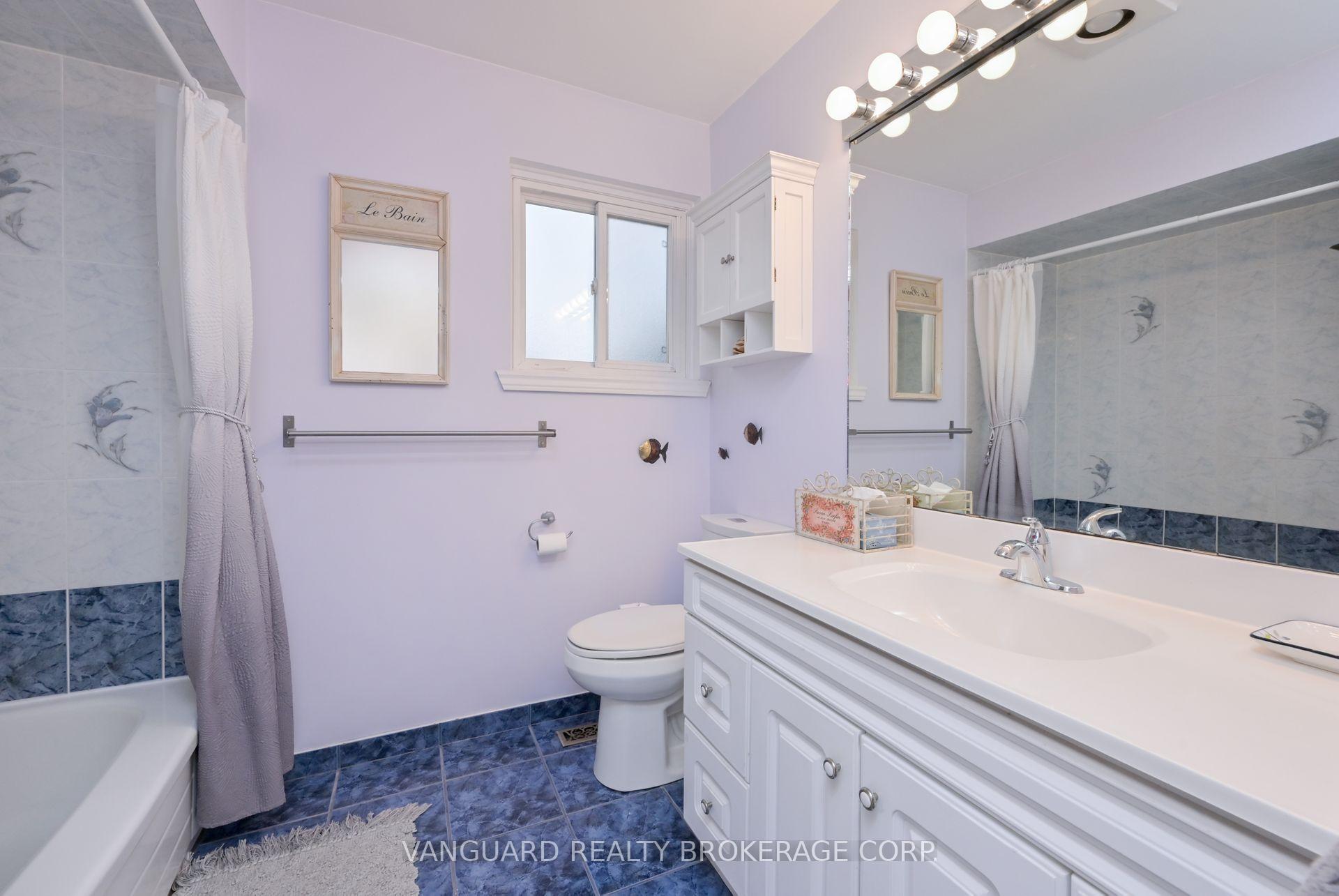 Photo 17 of 279 Bell Air Drive, Caledon, Bolton East — HOMEH