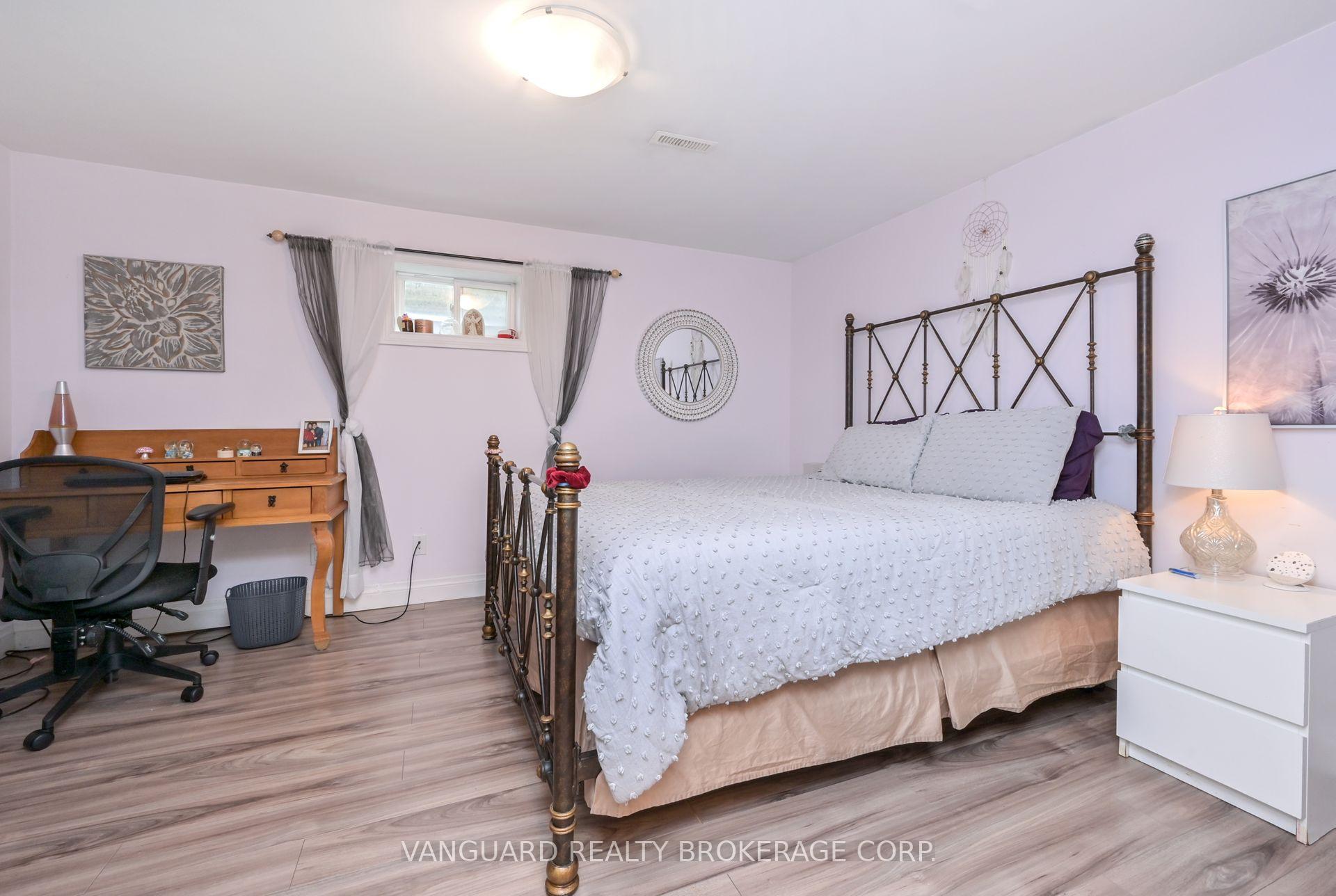 Photo 24 of 279 Bell Air Drive, Caledon, Bolton East — HOMEH