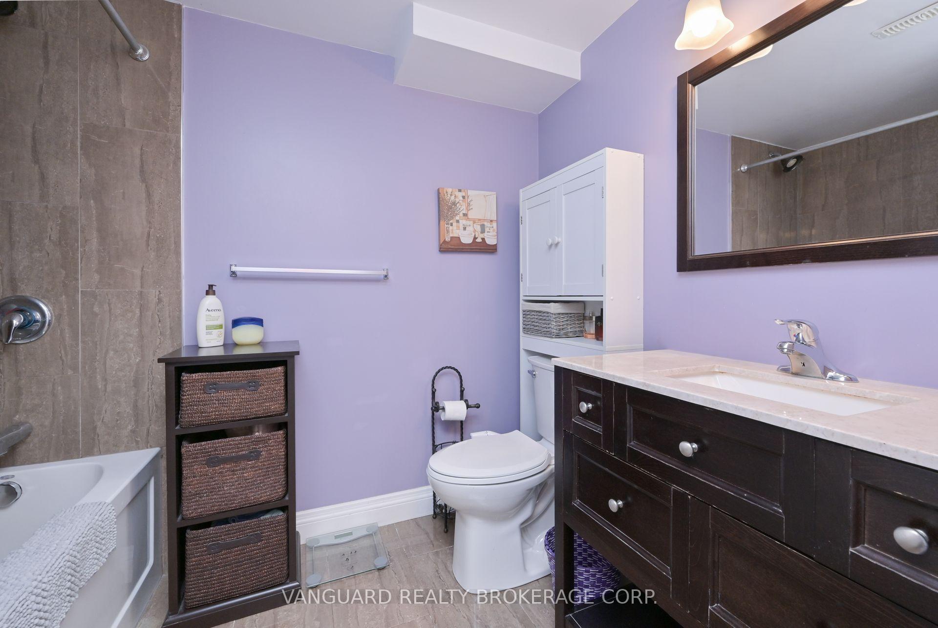 Photo 25 of 279 Bell Air Drive, Caledon, Bolton East — HOMEH