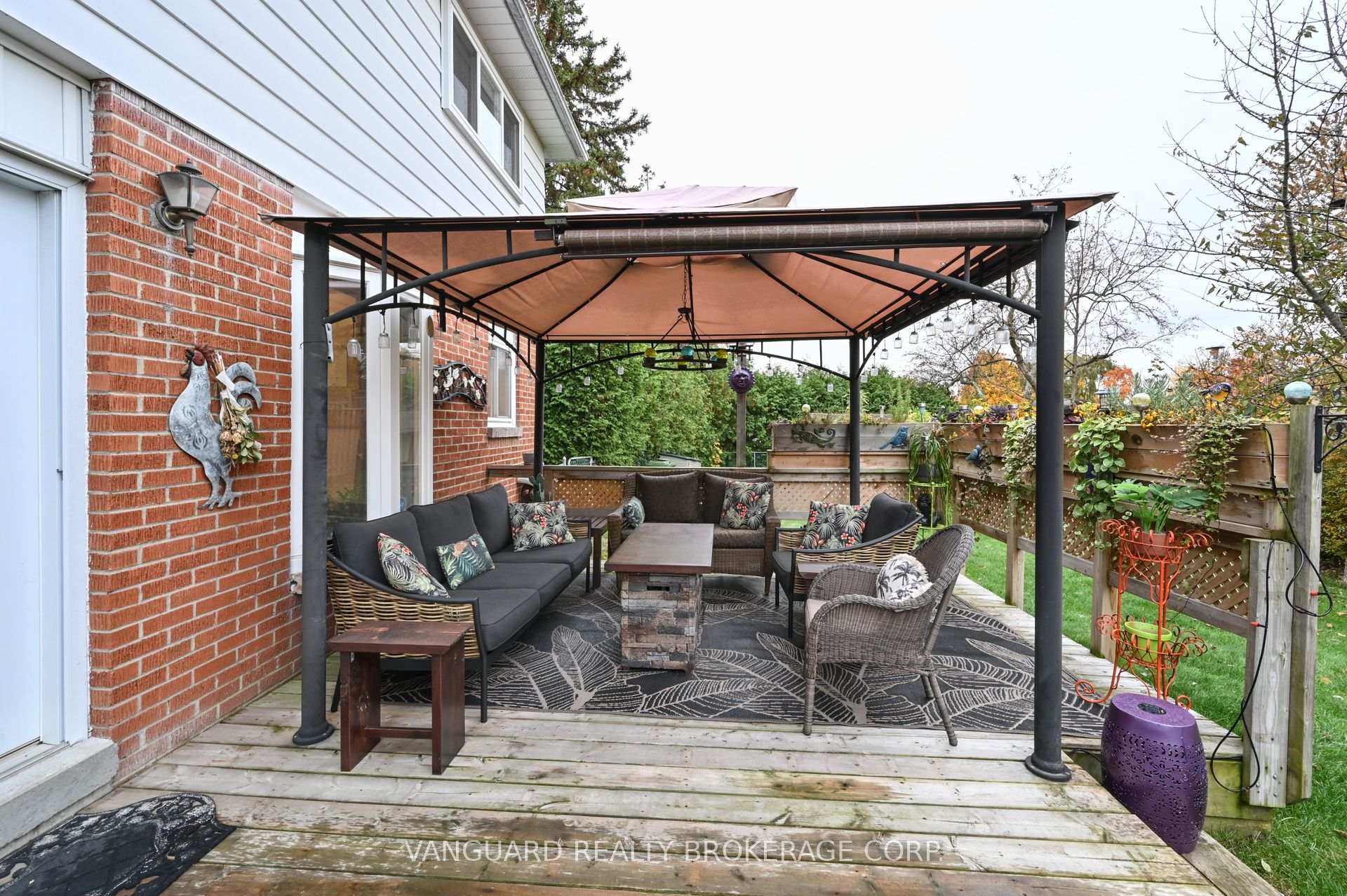 Photo 28 of 279 Bell Air Drive, Caledon, Bolton East — HOMEH