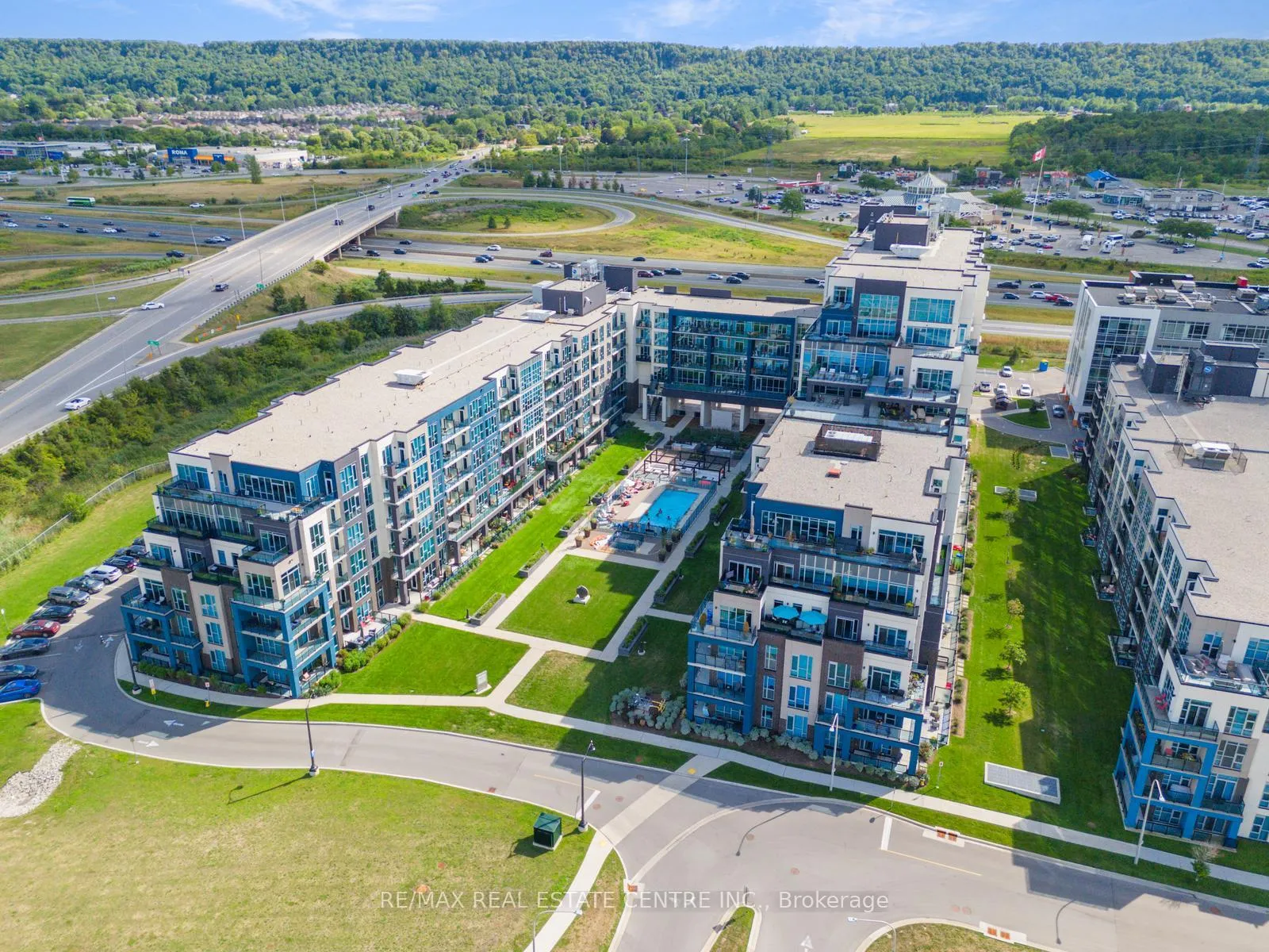 Front of Unit 535, 16 Concord Place