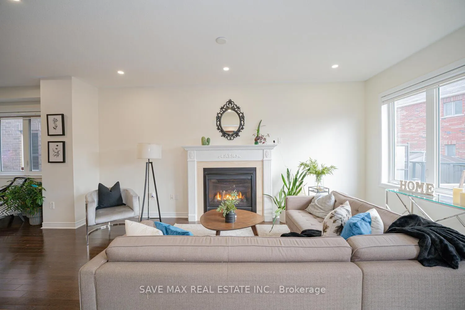 Photo 13 of 61 Edinburgh Drive, Brampton, Bram West — HOMEH