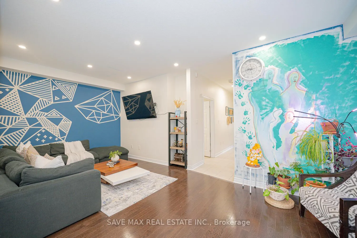 Photo 15 of 61 Edinburgh Drive, Brampton, Bram West — HOMEH