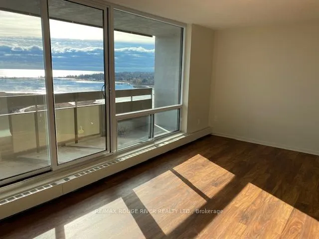 Photo 2 of Unit 1806, 1210 Radom Street, Pickering, Bay Ridges — HOMEH