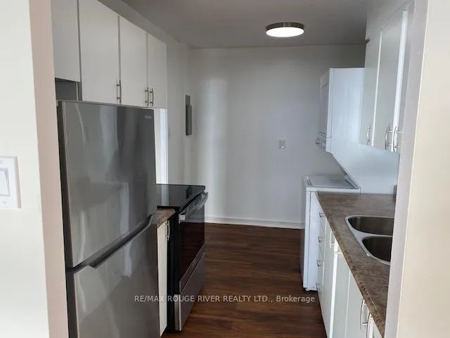 Photo 7 of Unit 1806, 1210 Radom Street, Pickering, Bay Ridges — HOMEH