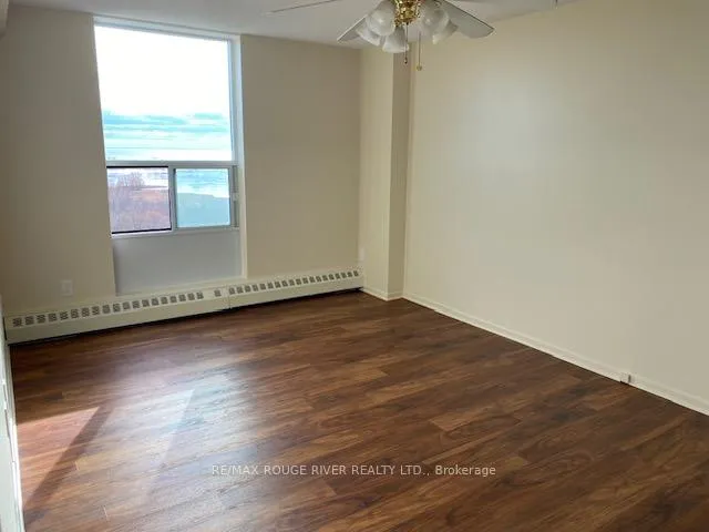 Photo 8 of Unit 1806, 1210 Radom Street, Pickering, Bay Ridges — HOMEH