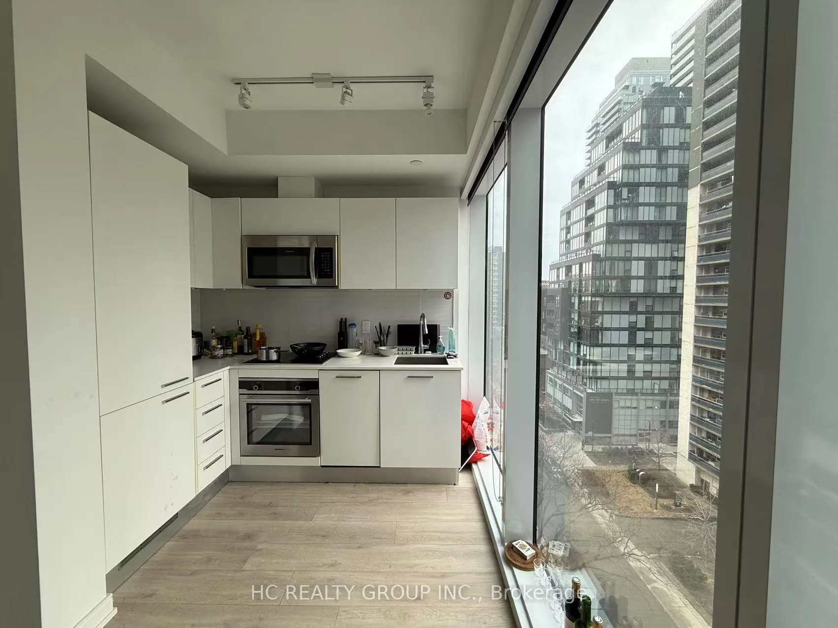 Photo 6 of Unit 808, 3 Gloucester Street, Toronto, Church-Yonge Corridor — HOMEH