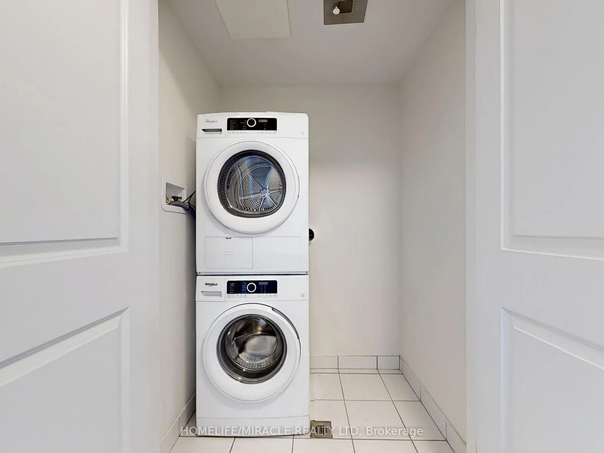 Photo 21 of Unit 9 UPPER, 490 Beresford Path, Oshawa, Central — HOMEH