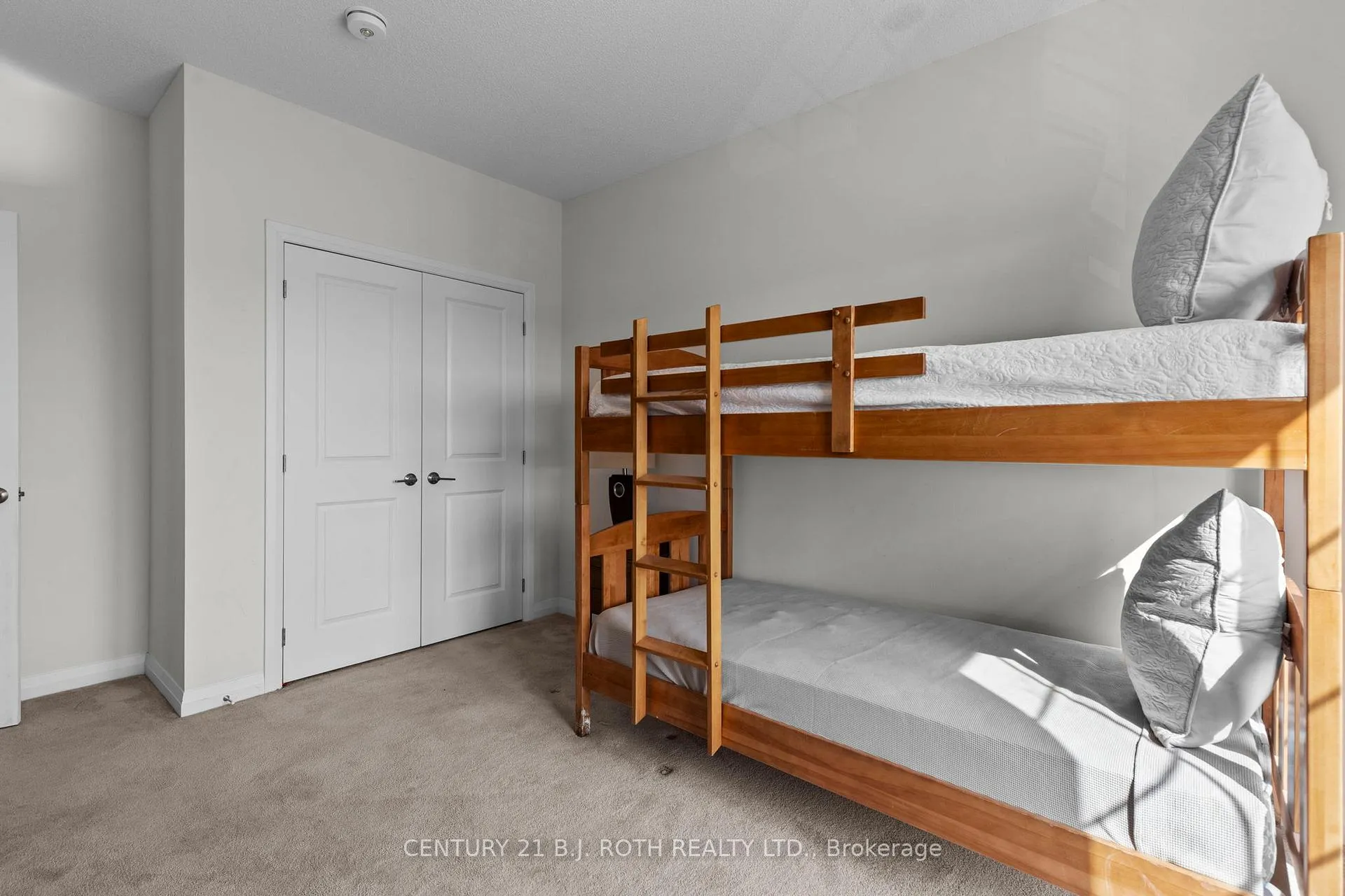 Photo 10 of Unit 409, 54 Koda Street, Barrie, Rural Barrie Southwest — HOMEH