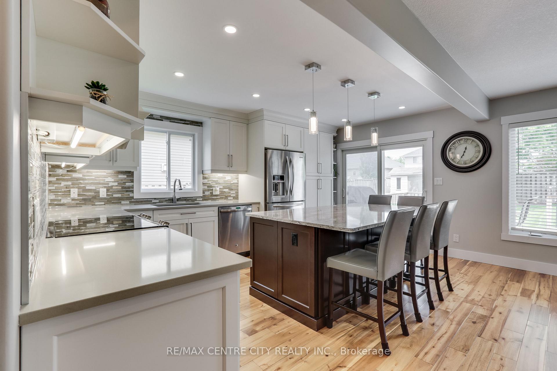 Photo 14 of 52 Owen Court, Central Elgin, Rural Central Elgin — HOMEH