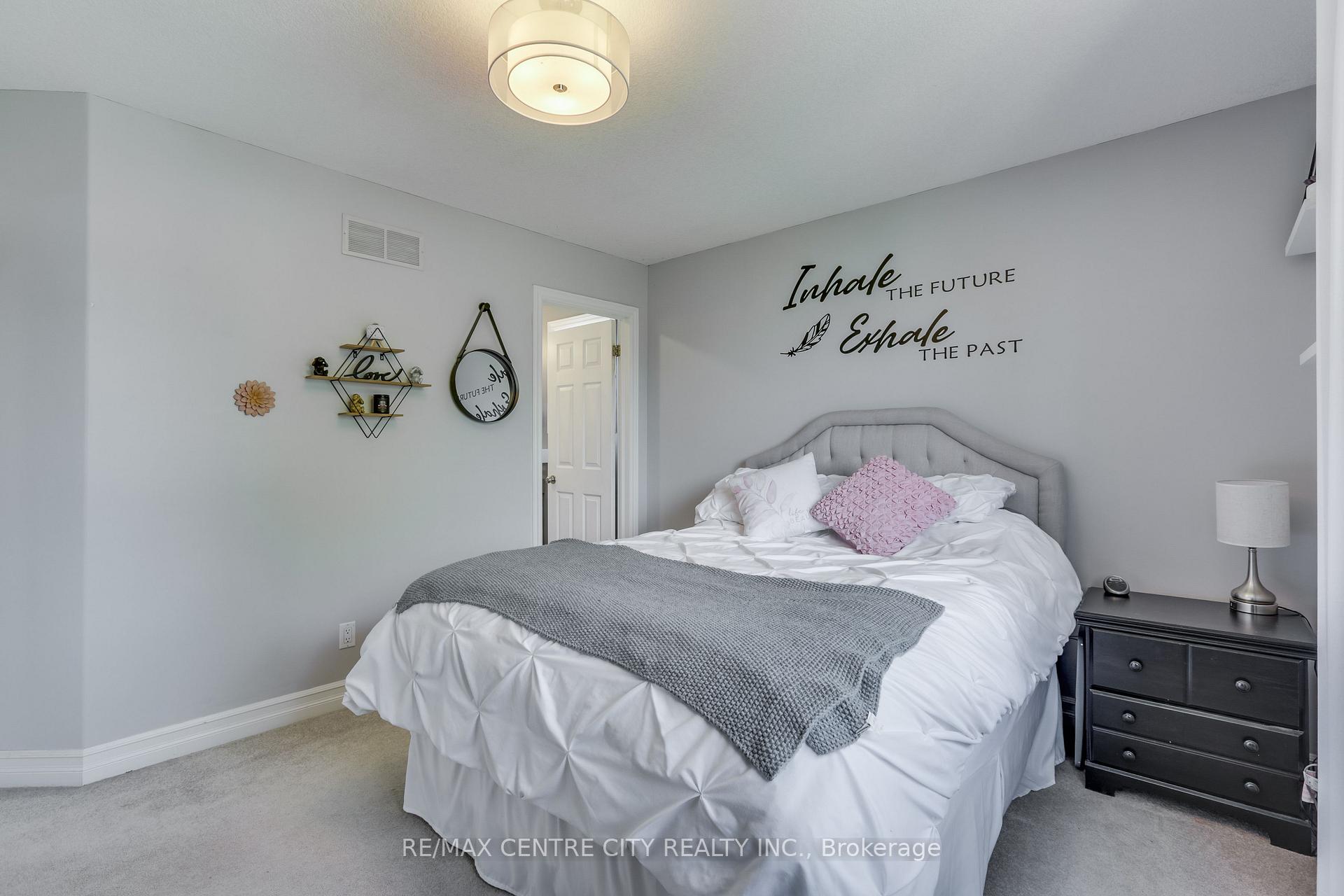 Photo 21 of 52 Owen Court, Central Elgin, Rural Central Elgin — HOMEH