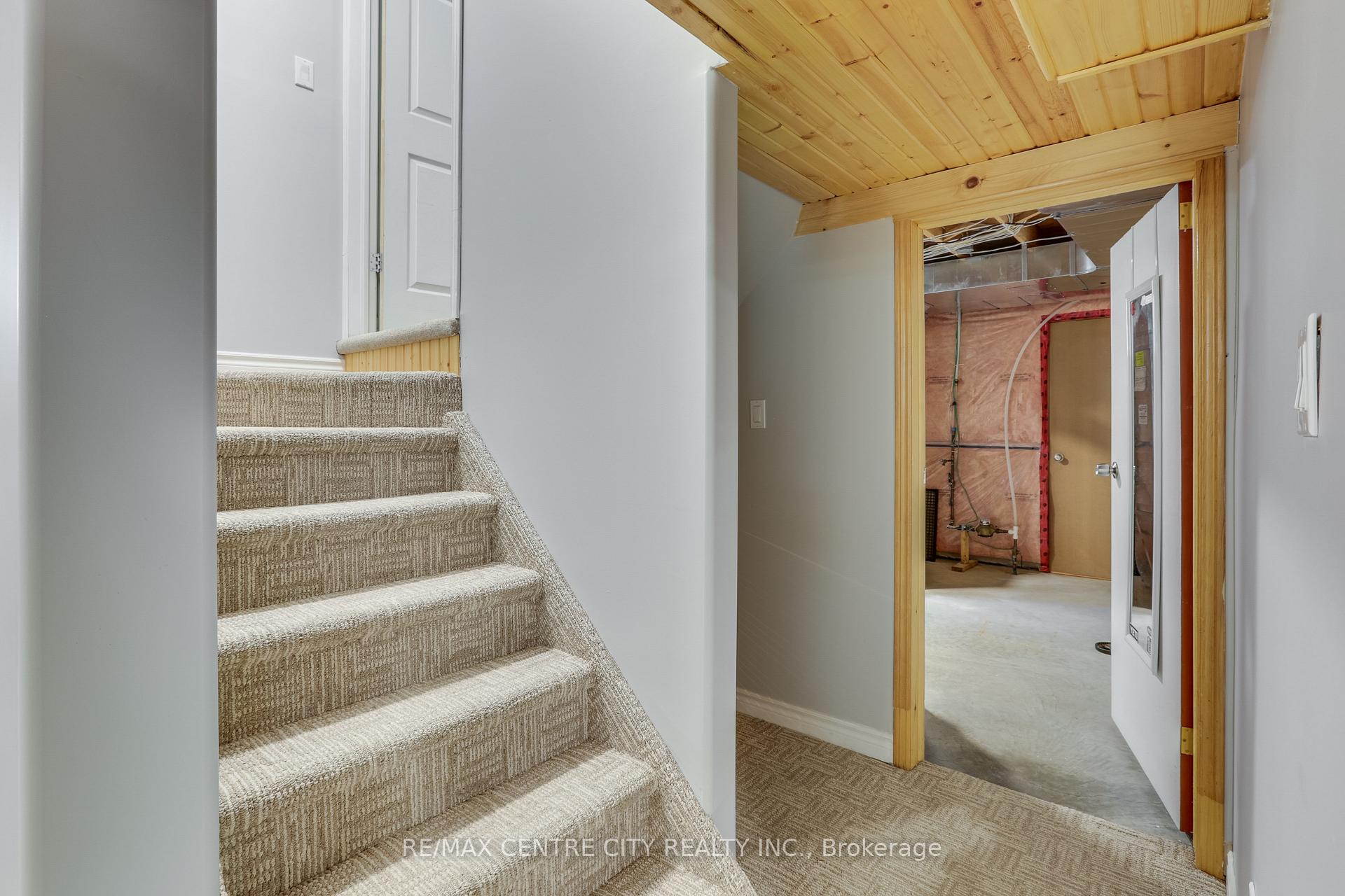 Photo 31 of 52 Owen Court, Central Elgin, Rural Central Elgin — HOMEH