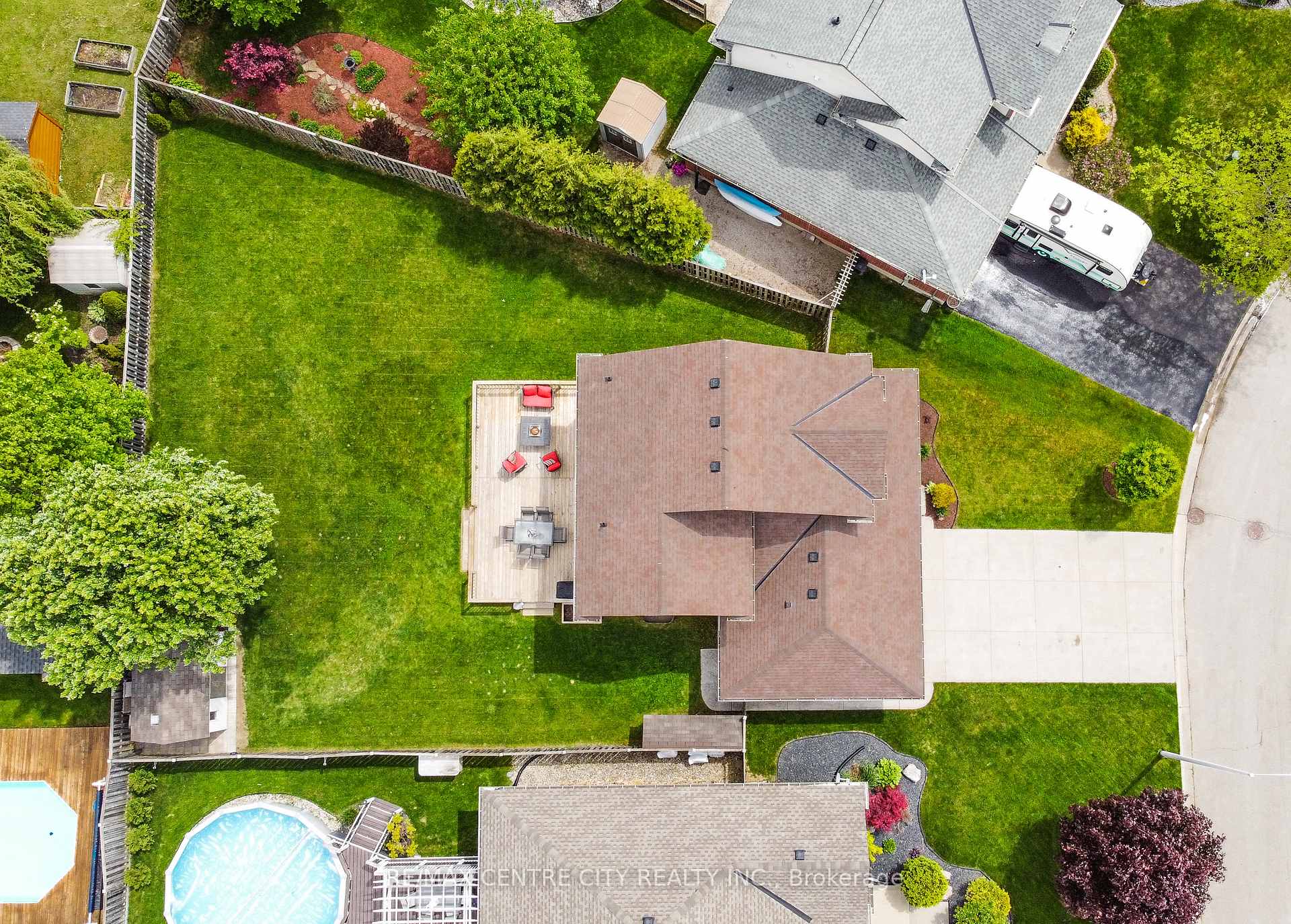 Photo 47 of 52 Owen Court, Central Elgin, Rural Central Elgin — HOMEH