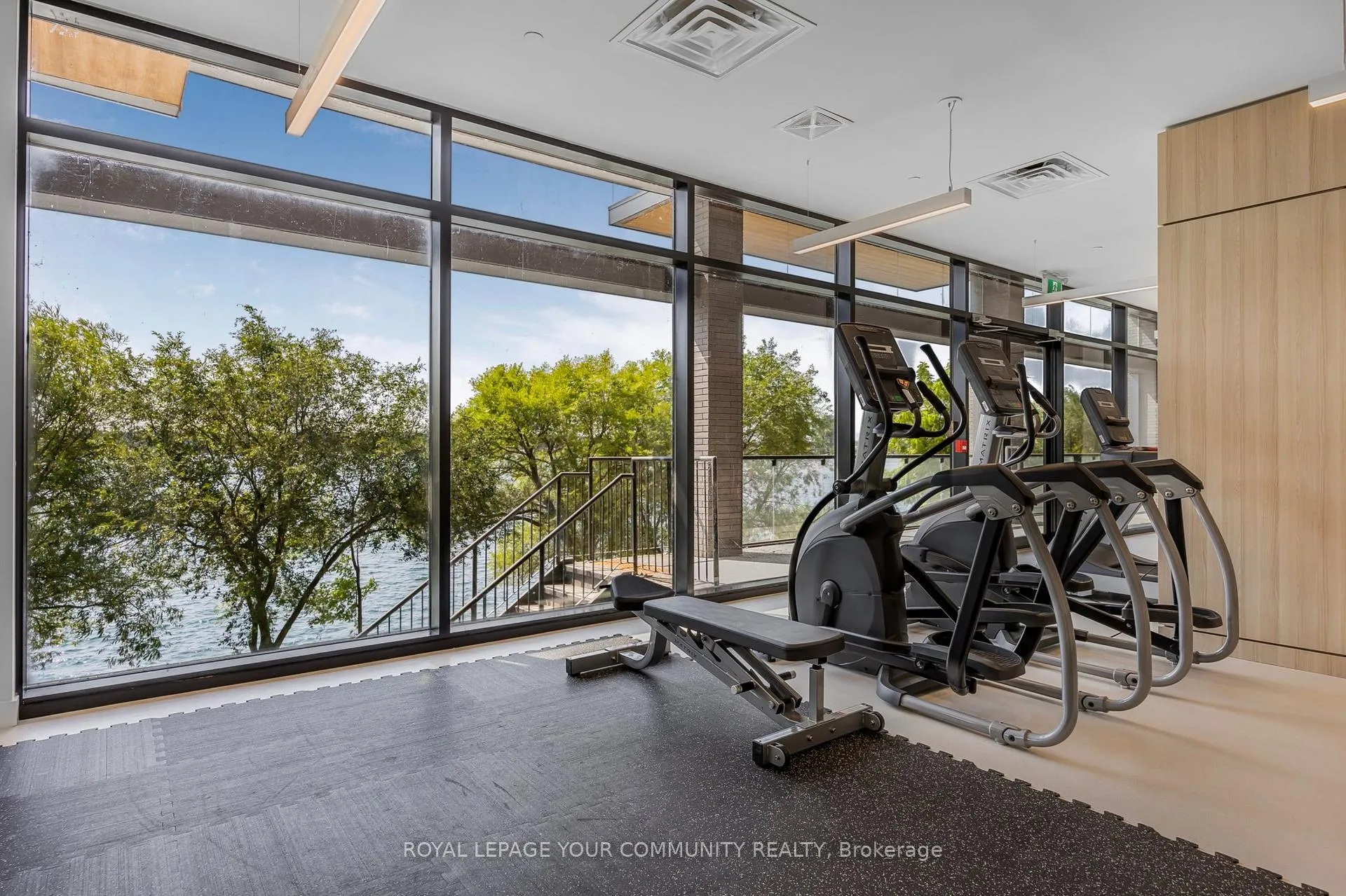 Photo 21 of Unit 807, 185 Dunlop Street E, Barrie, Lakeshore — HOMEH