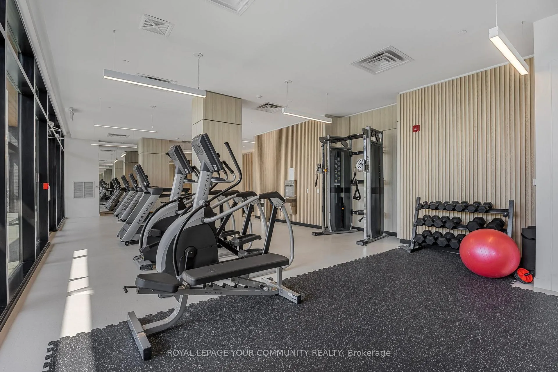 Photo 22 of Unit 807, 185 Dunlop Street E, Barrie, Lakeshore — HOMEH