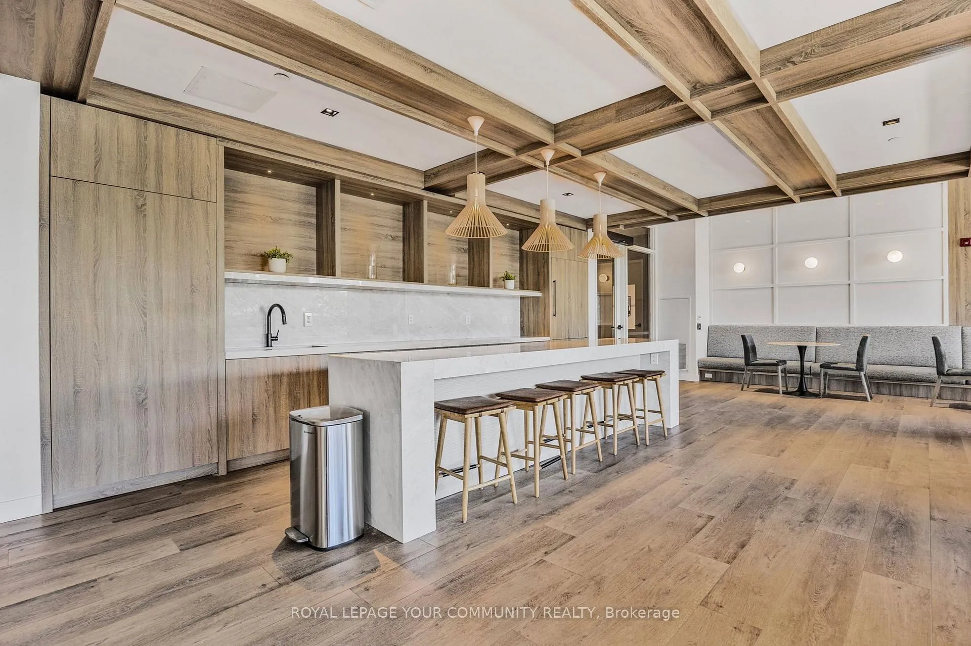 Photo 27 of Unit 807, 185 Dunlop Street E, Barrie, Lakeshore — HOMEH