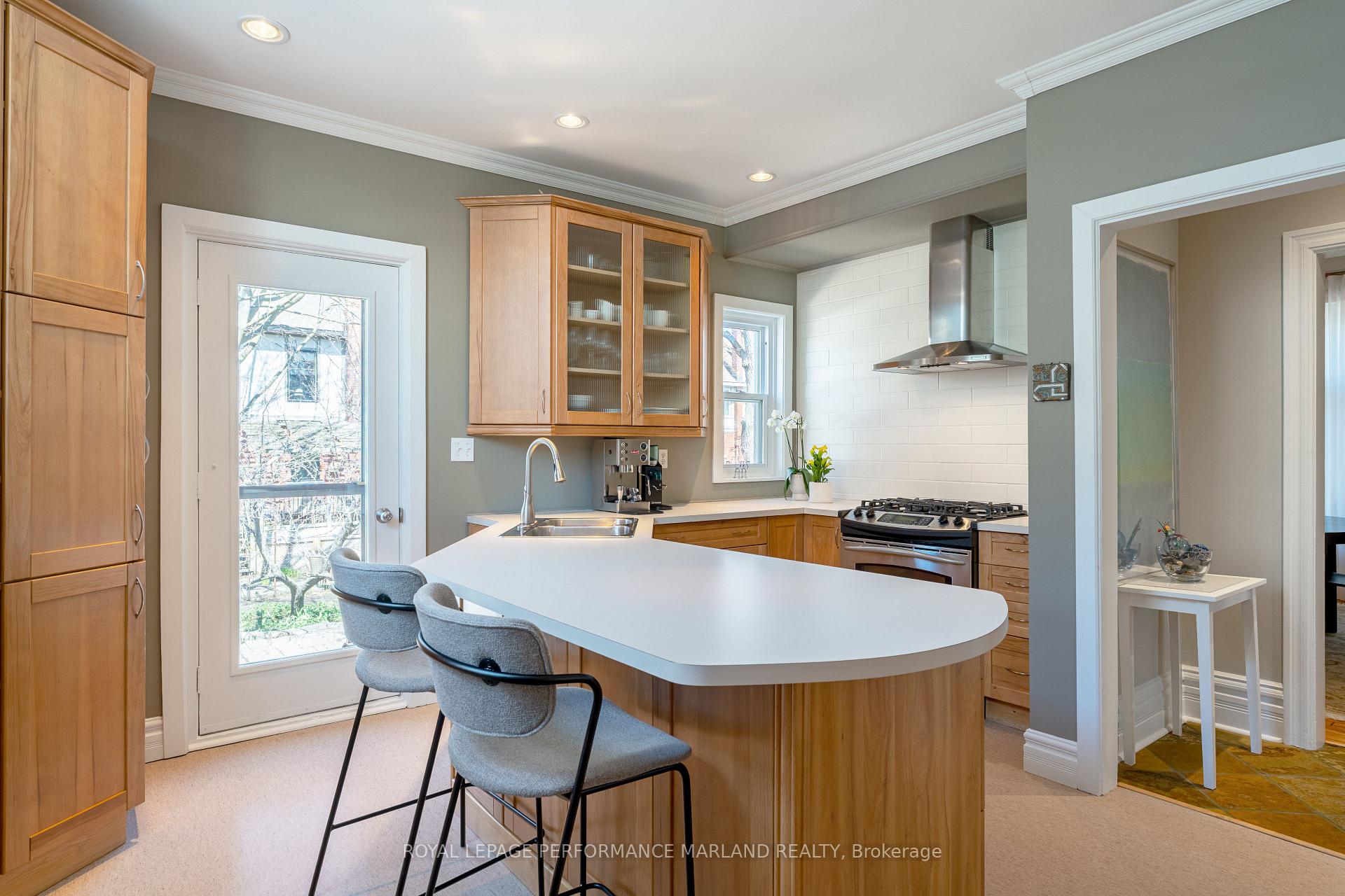 Photo 8 of 105 Cameron Avenue, Ottawa, Old Ottawa South — HOMEH
