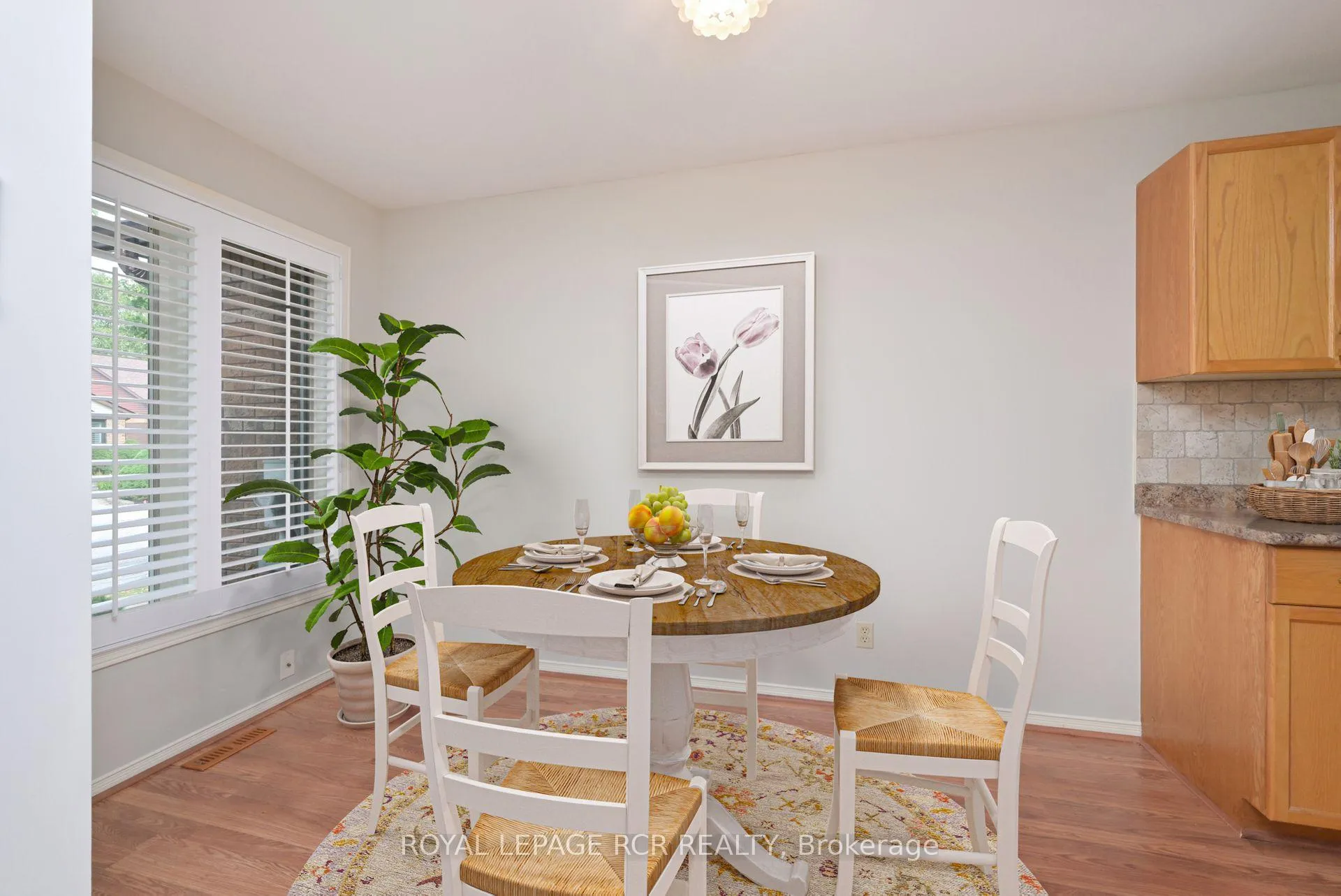 Photo 7 of 49 Green Briar Road, New Tecumseth, Alliston — HOMEH