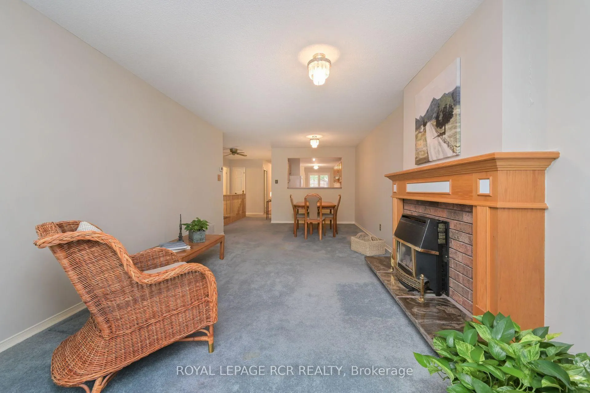 Photo 13 of 49 Green Briar Road, New Tecumseth, Alliston — HOMEH