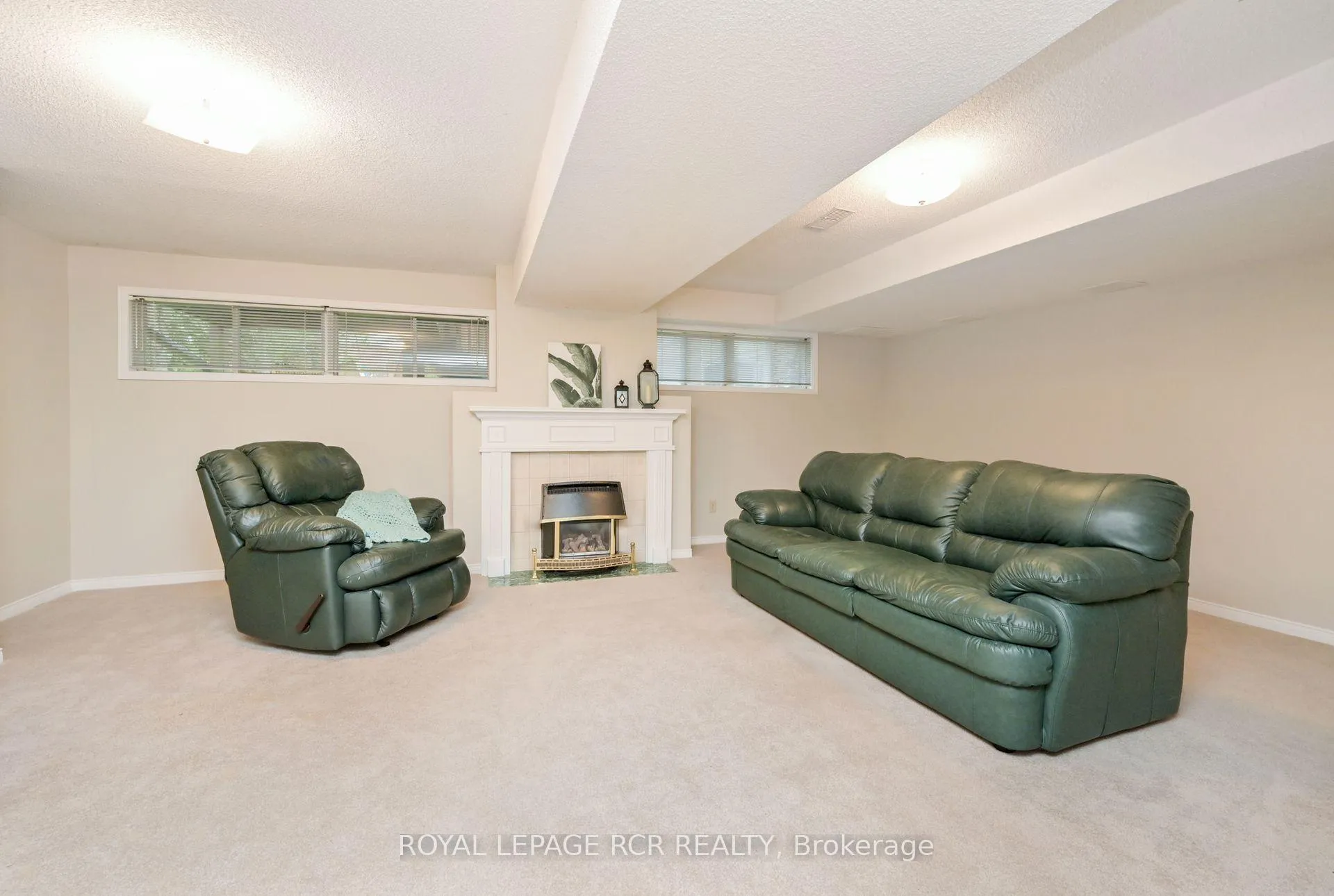 Photo 21 of 49 Green Briar Road, New Tecumseth, Alliston — HOMEH