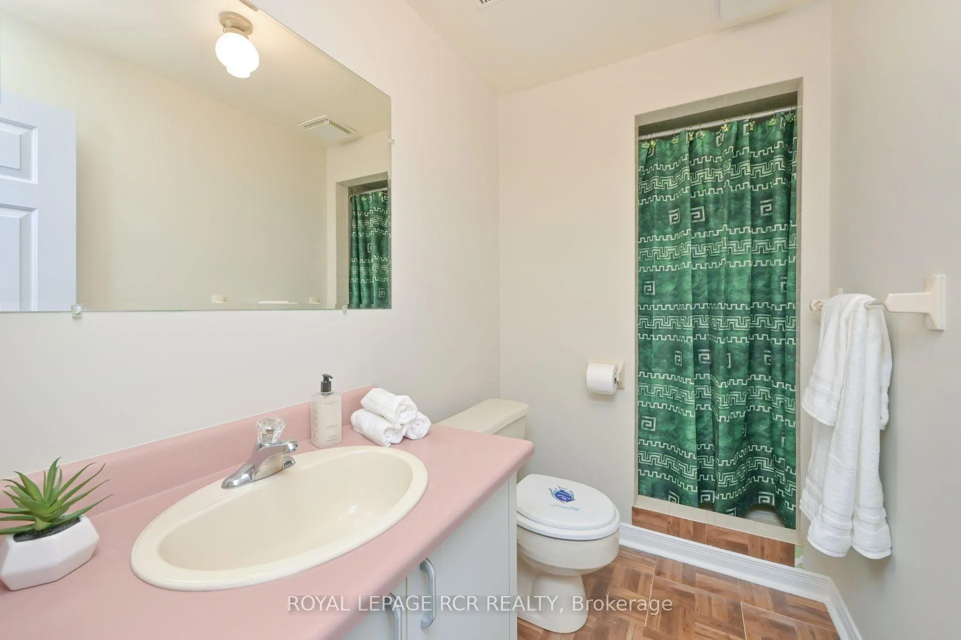 Photo 24 of 49 Green Briar Road, New Tecumseth, Alliston — HOMEH