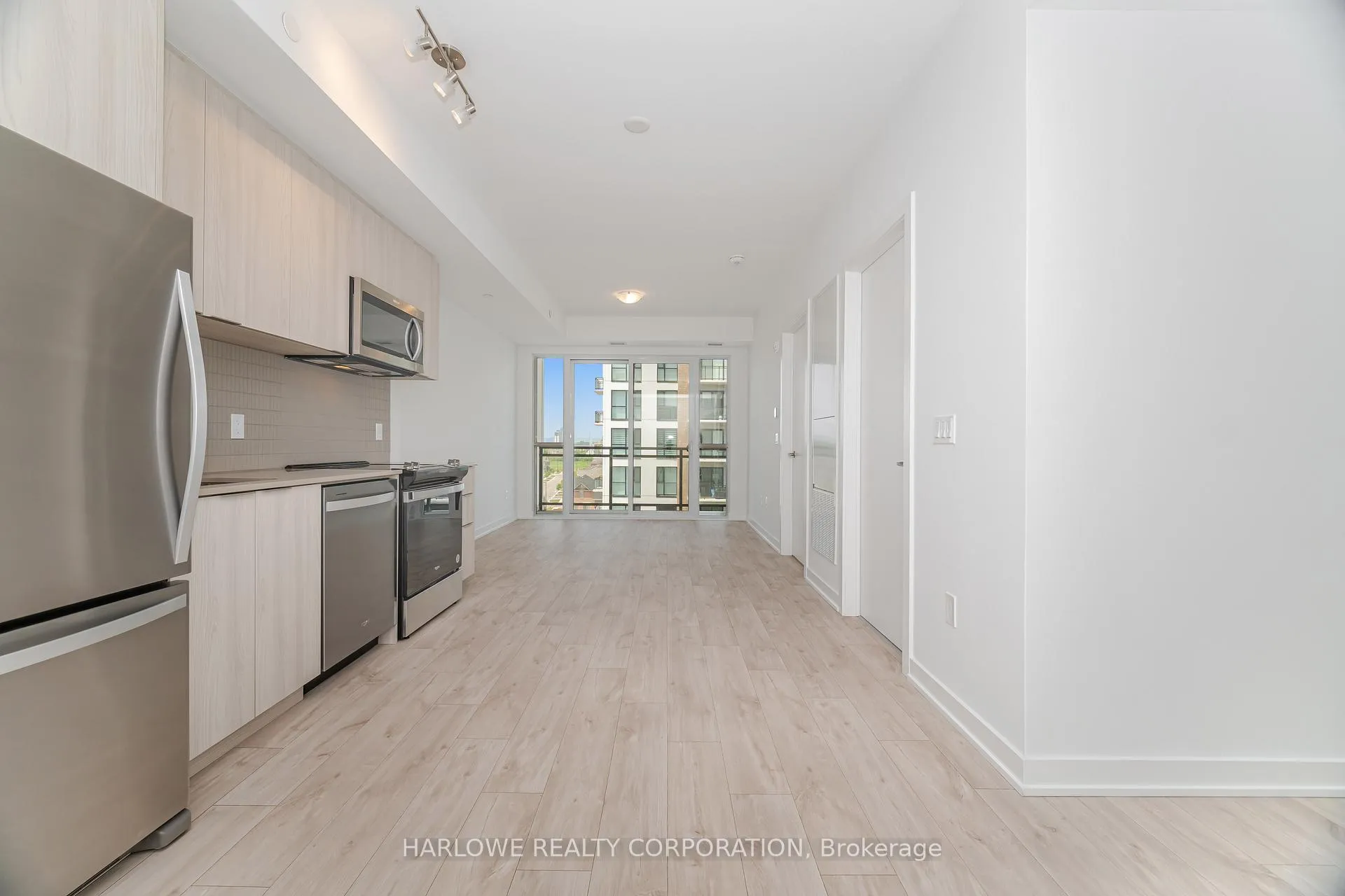 Photo 5 of Unit 606, 760 Whitlock Avenue, Milton, Cobban — HOMEH