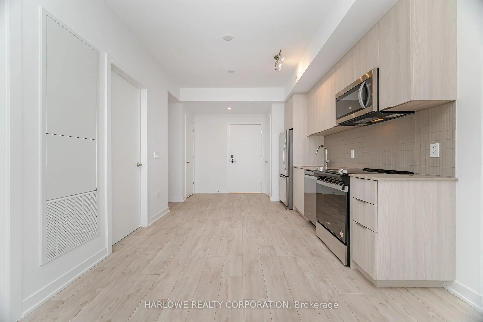Photo 7 of Unit 606, 760 Whitlock Avenue, Milton, Cobban — HOMEH