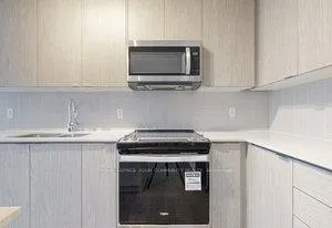 Photo 8 of Unit 708, 55 Duke Street W, Kitchener, City Commercial Core — HOMEH