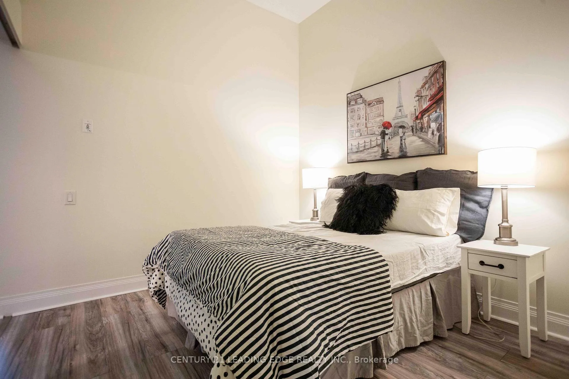 Photo 15 of Unit Loft #5, 2191 Yonge Street, Toronto, Mount Pleasant West — HOMEH