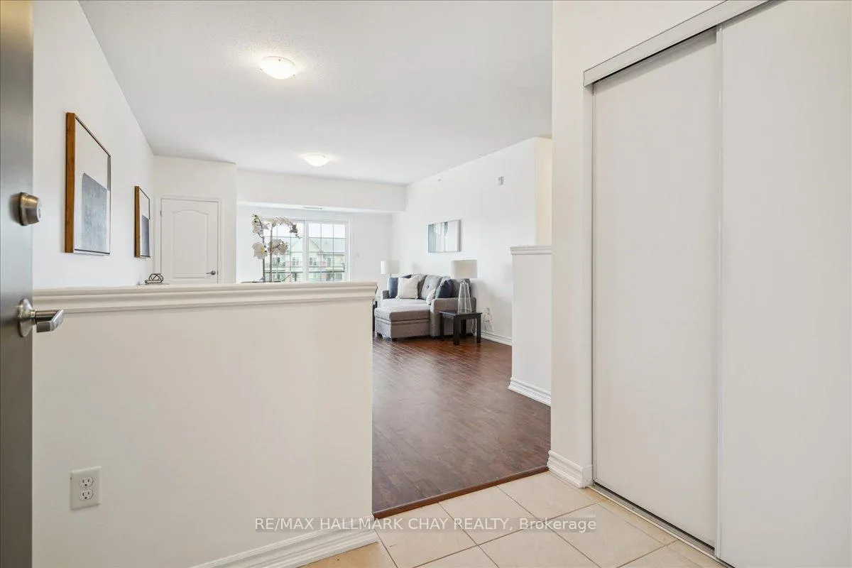 Photo 7 of Unit 408, 45 Ferndale Drive S, Barrie, Ardagh — HOMEH