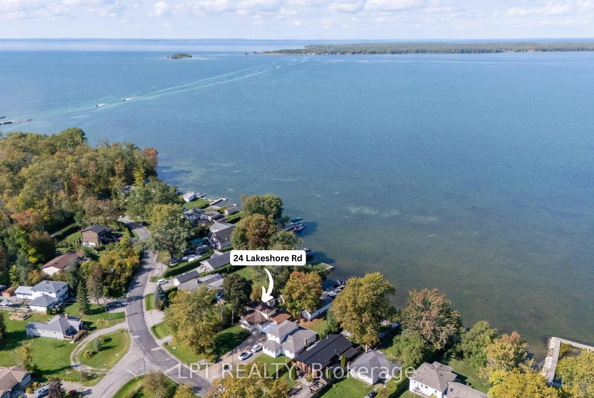 Photo 2 of 24 Lakeshore Road, Georgina, Virginia — HOMEH