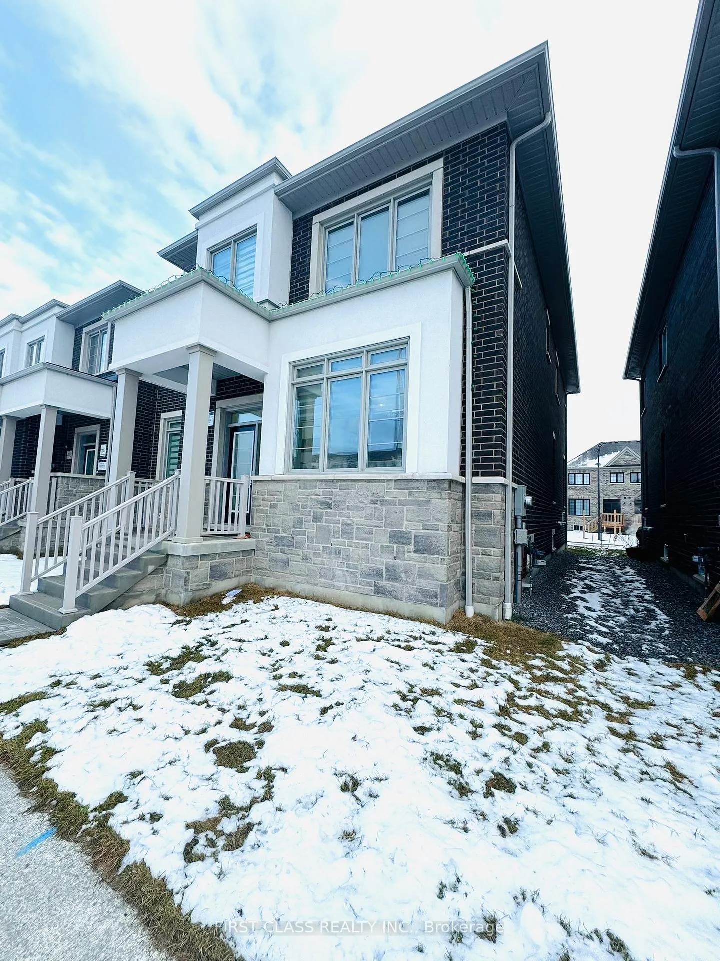 Photo 2 of 475 Twin Streams Road, Whitby, Rural Whitby — HOMEH