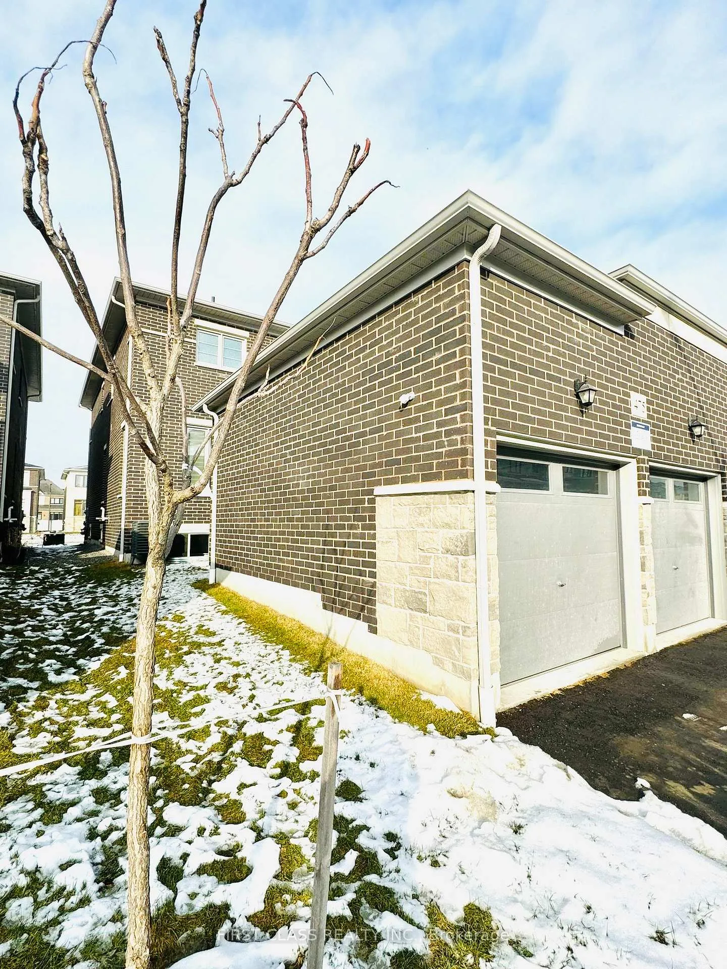Photo 4 of 475 Twin Streams Road, Whitby, Rural Whitby — HOMEH