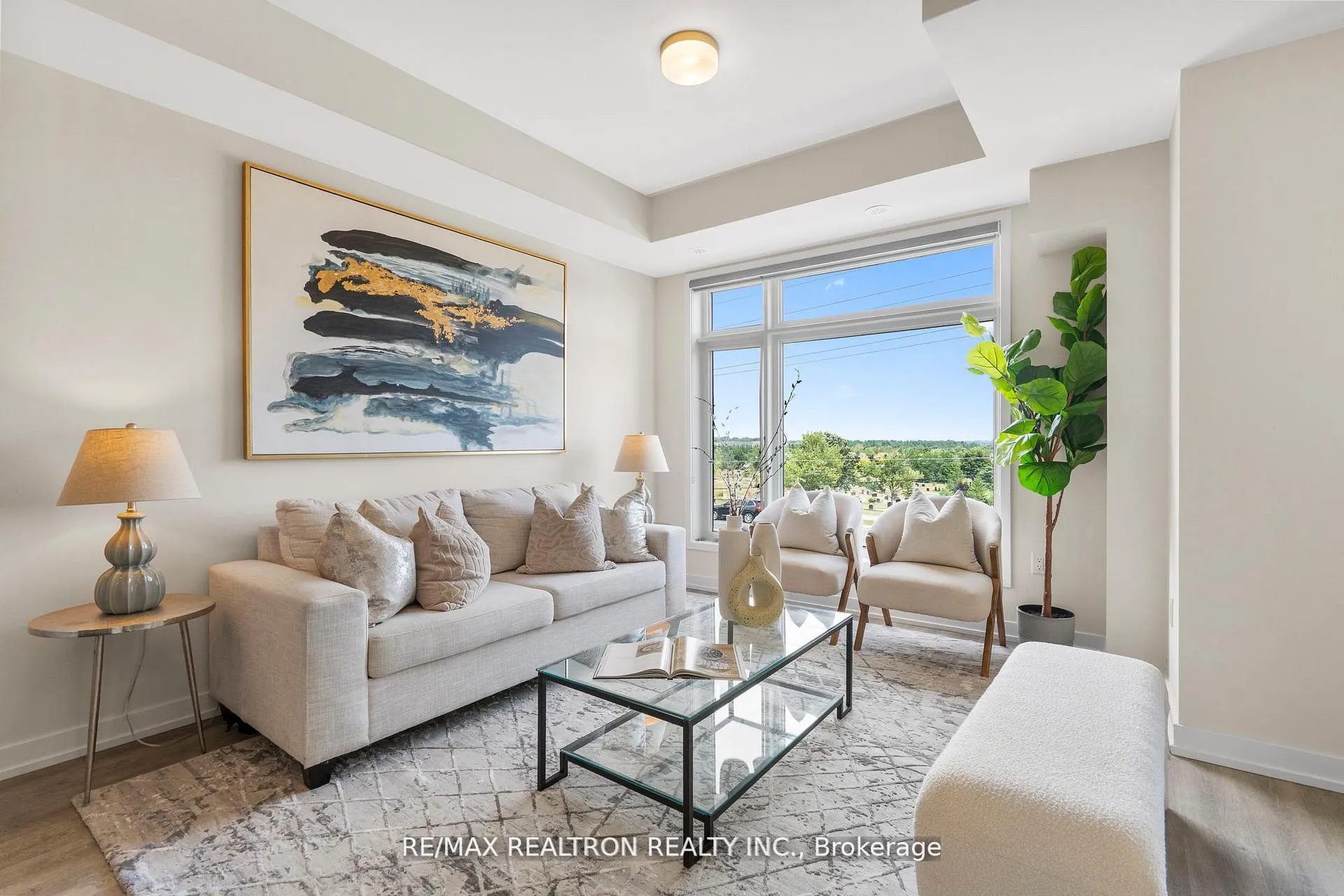 Photo 4 of Unit 401, 2550 Castlegate Crossing, Pickering, Duffin Heights — HOMEH