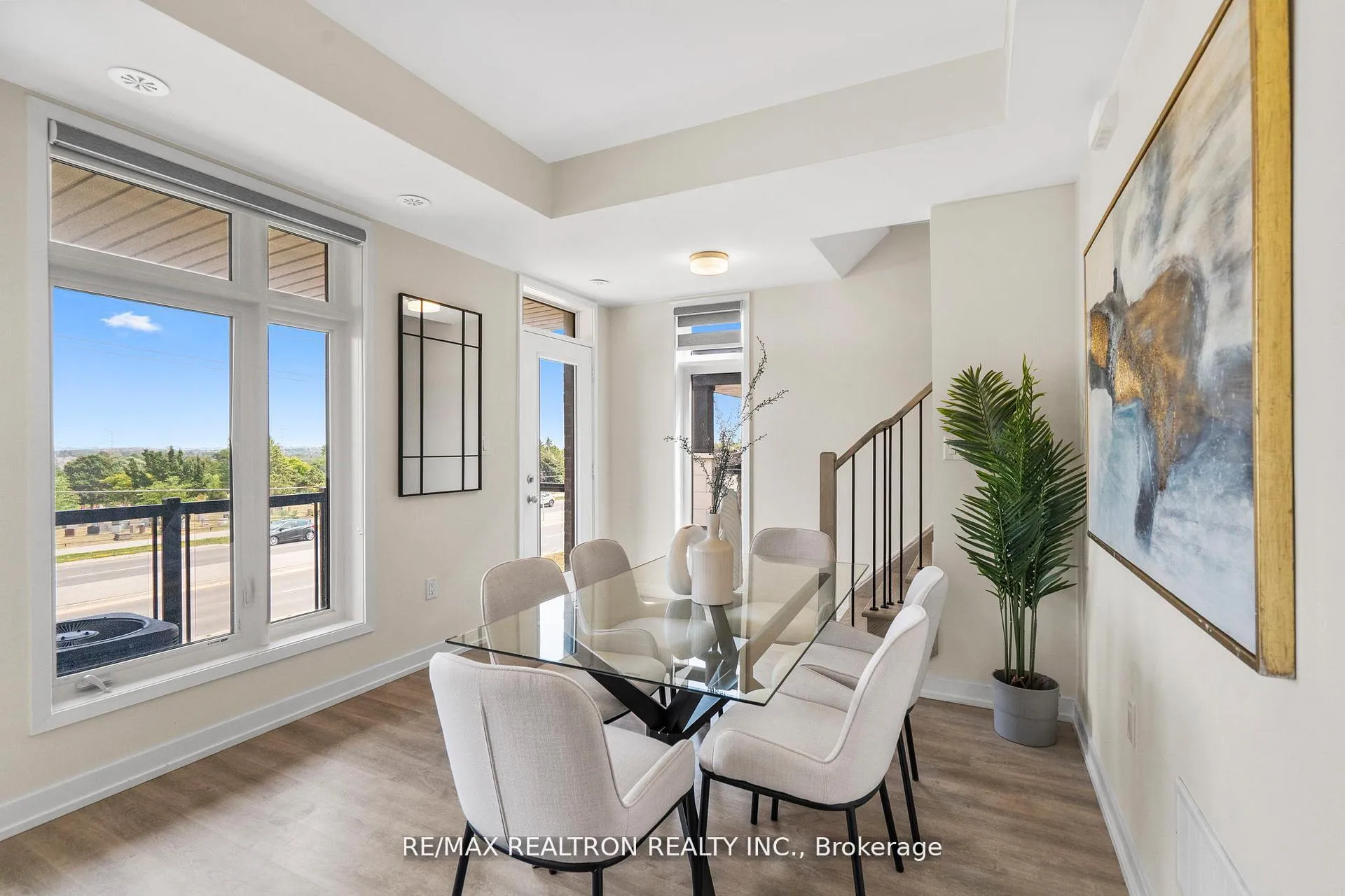 Photo 15 of Unit 401, 2550 Castlegate Crossing, Pickering, Duffin Heights — HOMEH