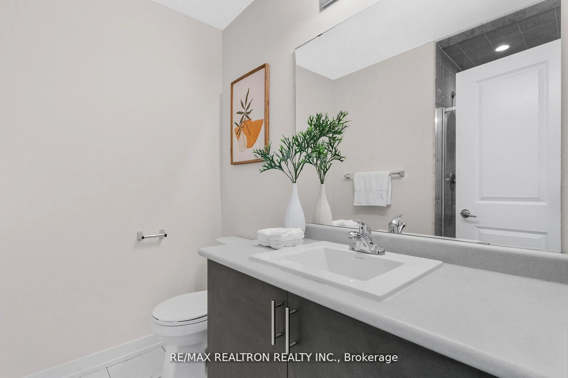 Photo 28 of Unit 401, 2550 Castlegate Crossing, Pickering, Duffin Heights — HOMEH