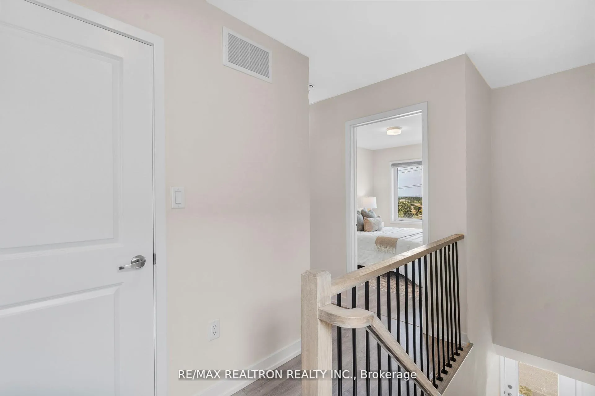 Photo 30 of Unit 401, 2550 Castlegate Crossing, Pickering, Duffin Heights — HOMEH