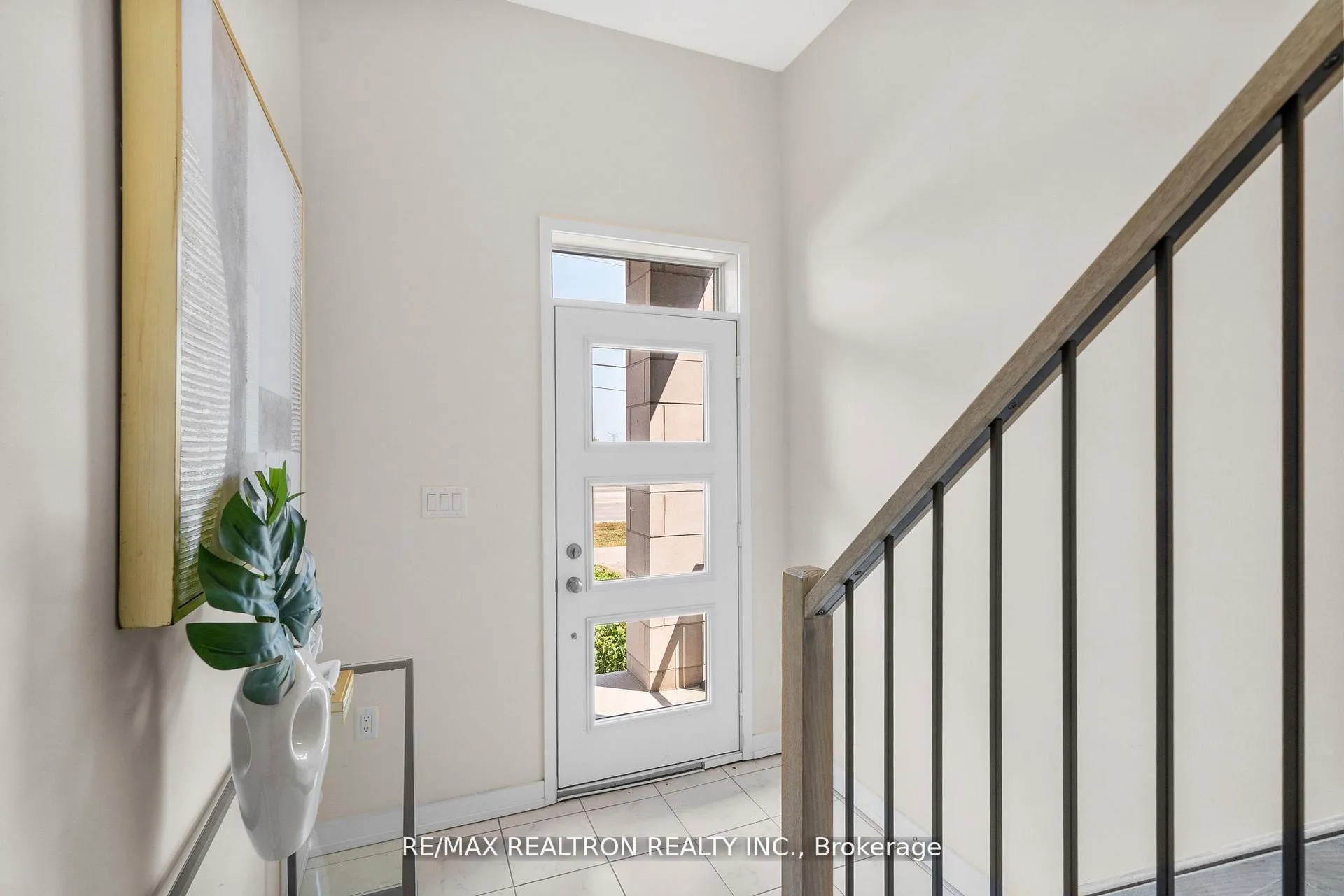 Photo 35 of Unit 401, 2550 Castlegate Crossing, Pickering, Duffin Heights — HOMEH