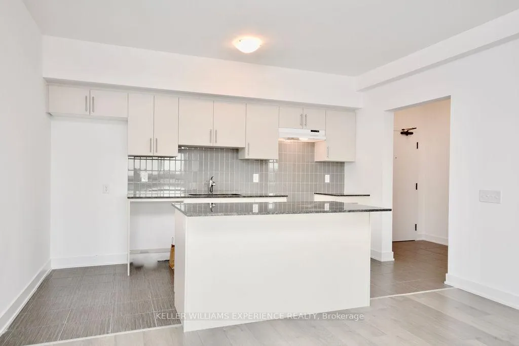 Photo 7 of Unit 515, 4 Spice Way, Barrie, Innis-Shore — HOMEH