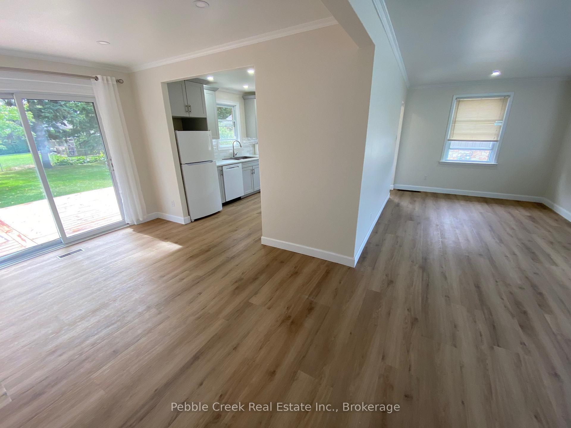 Photo 8 of 187 Cayley Street, Goderich, Goderich (Town) — HOMEH