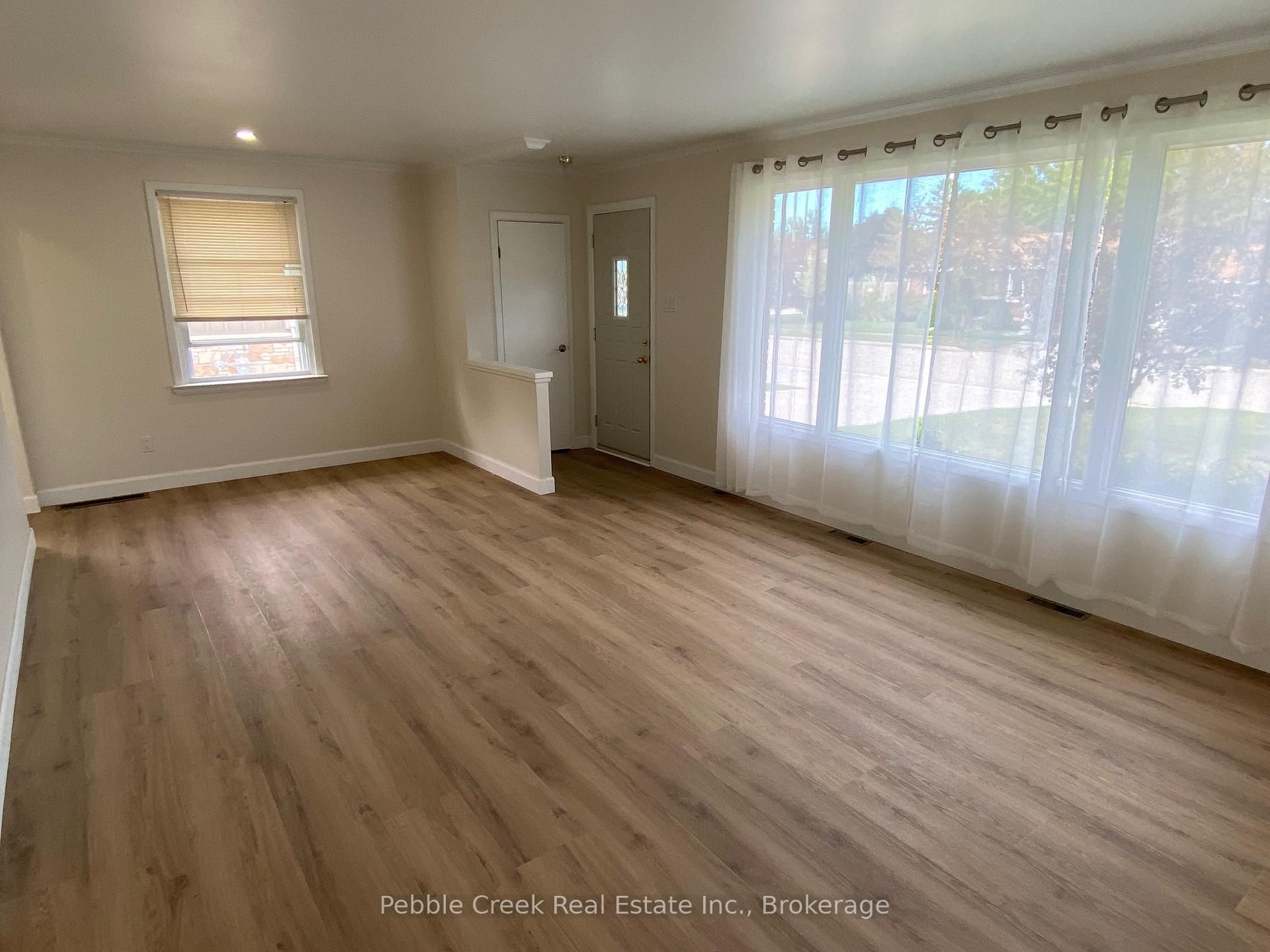 Photo 9 of 187 Cayley Street, Goderich, Goderich (Town) — HOMEH