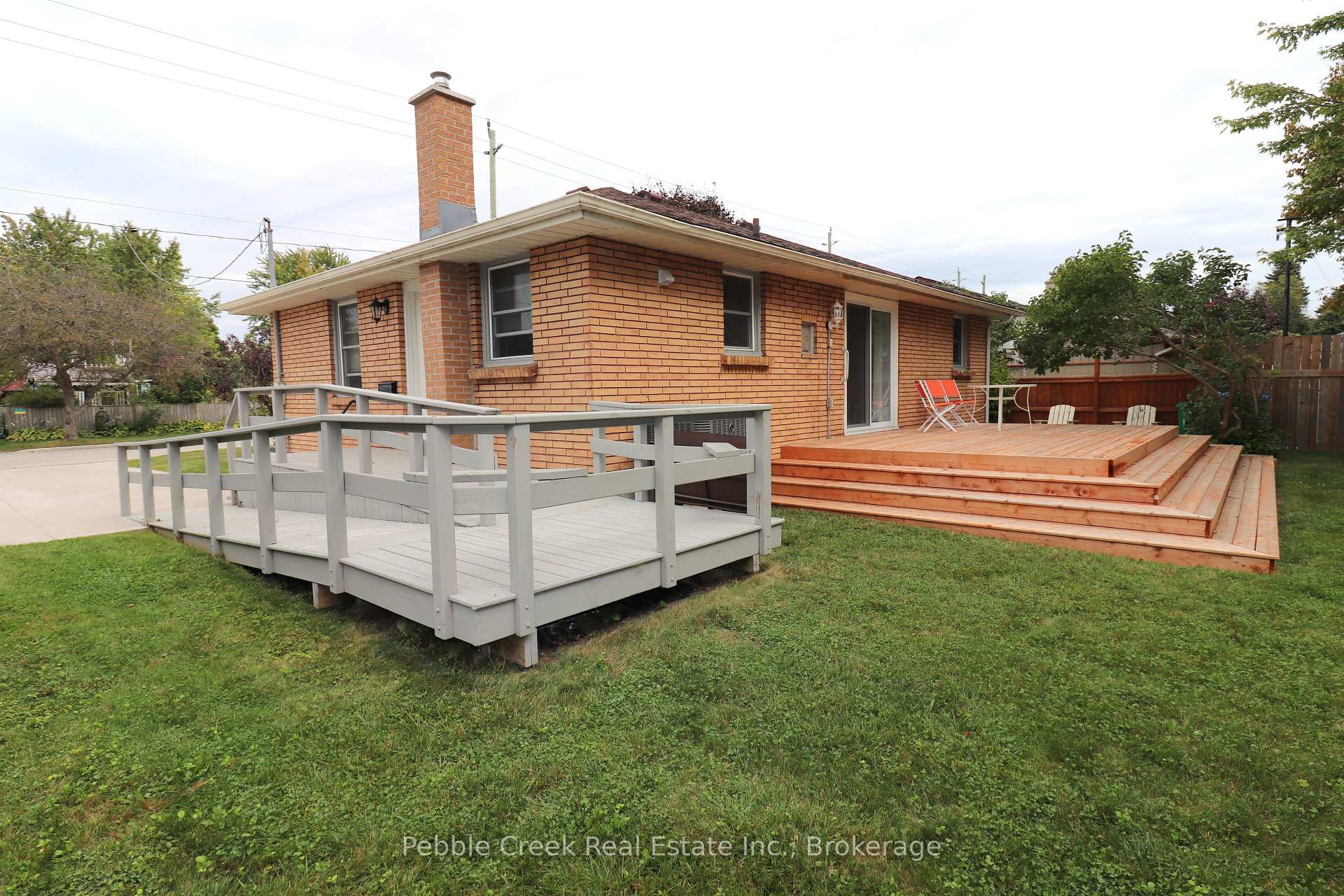 Photo 21 of 187 Cayley Street, Goderich, Goderich (Town) — HOMEH